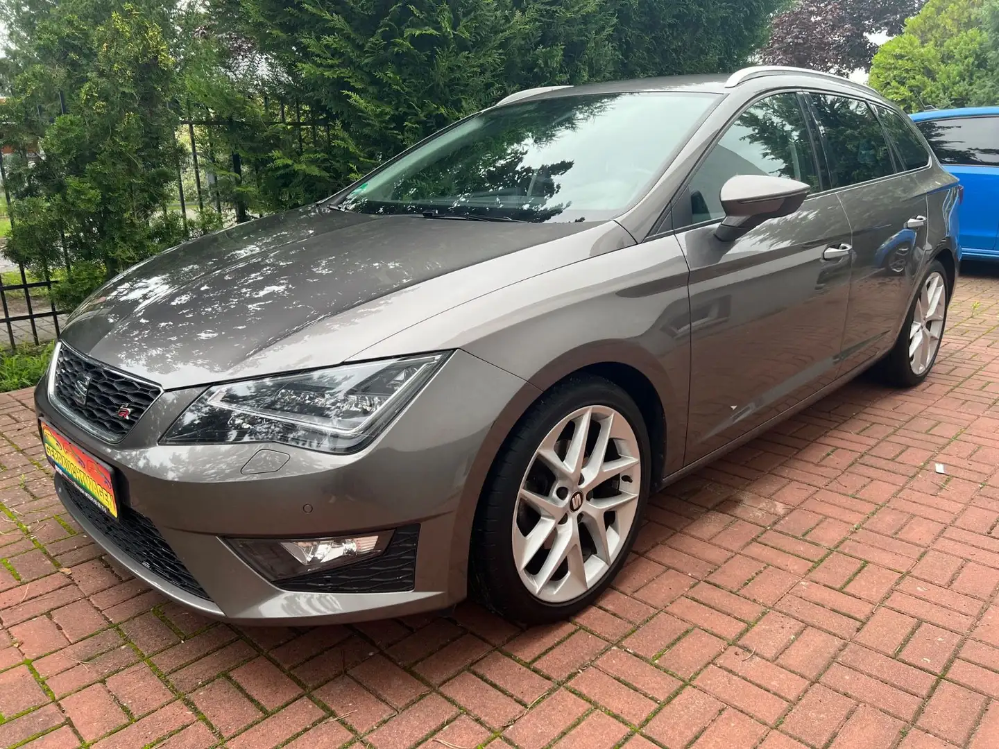 SEAT Leon ST FR Topzustand Gris - 2
