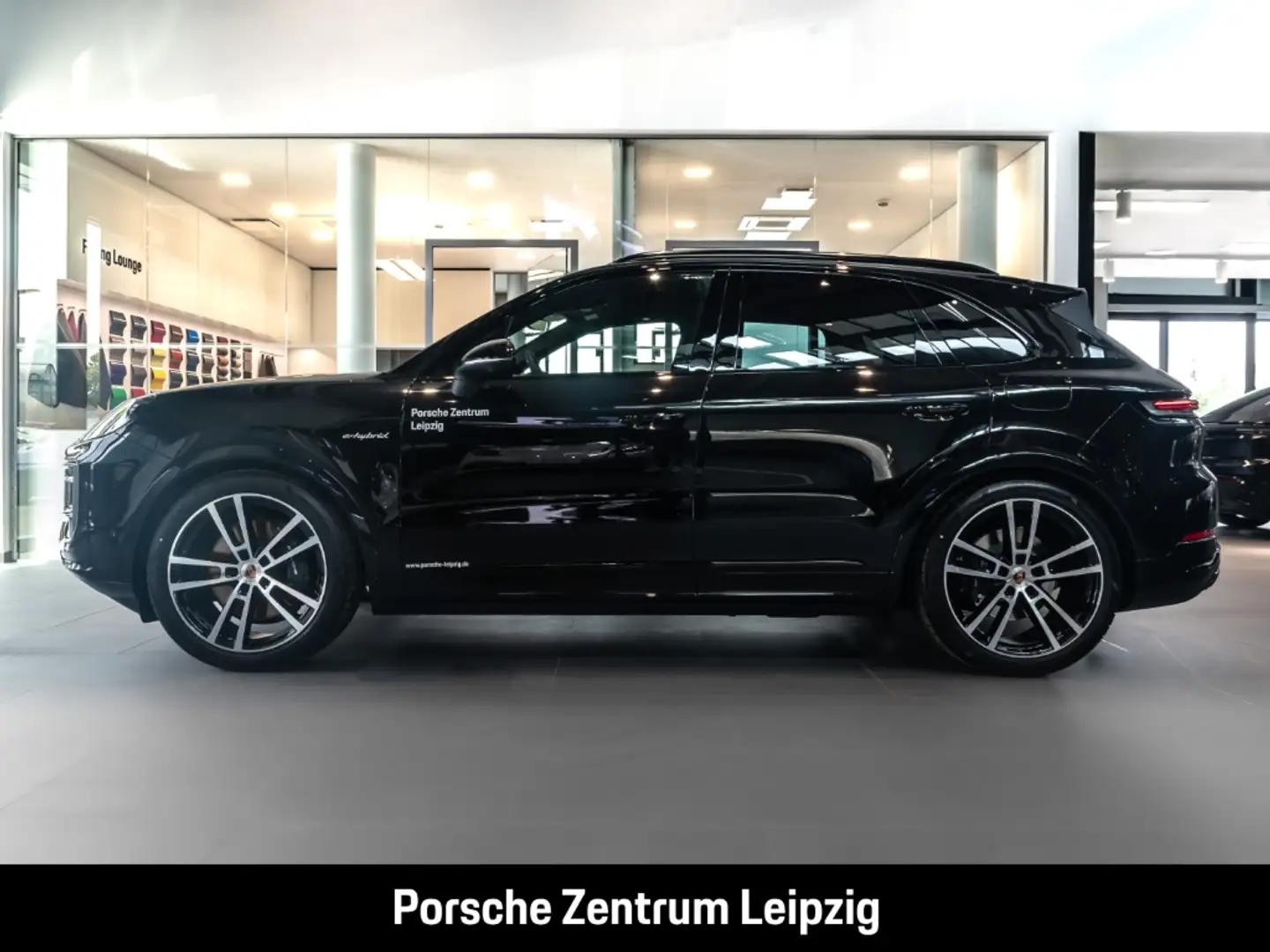 Porsche Cayenne E-Hybrid SportDesign HD-Matrix AHK HeadUp Schwarz - 2