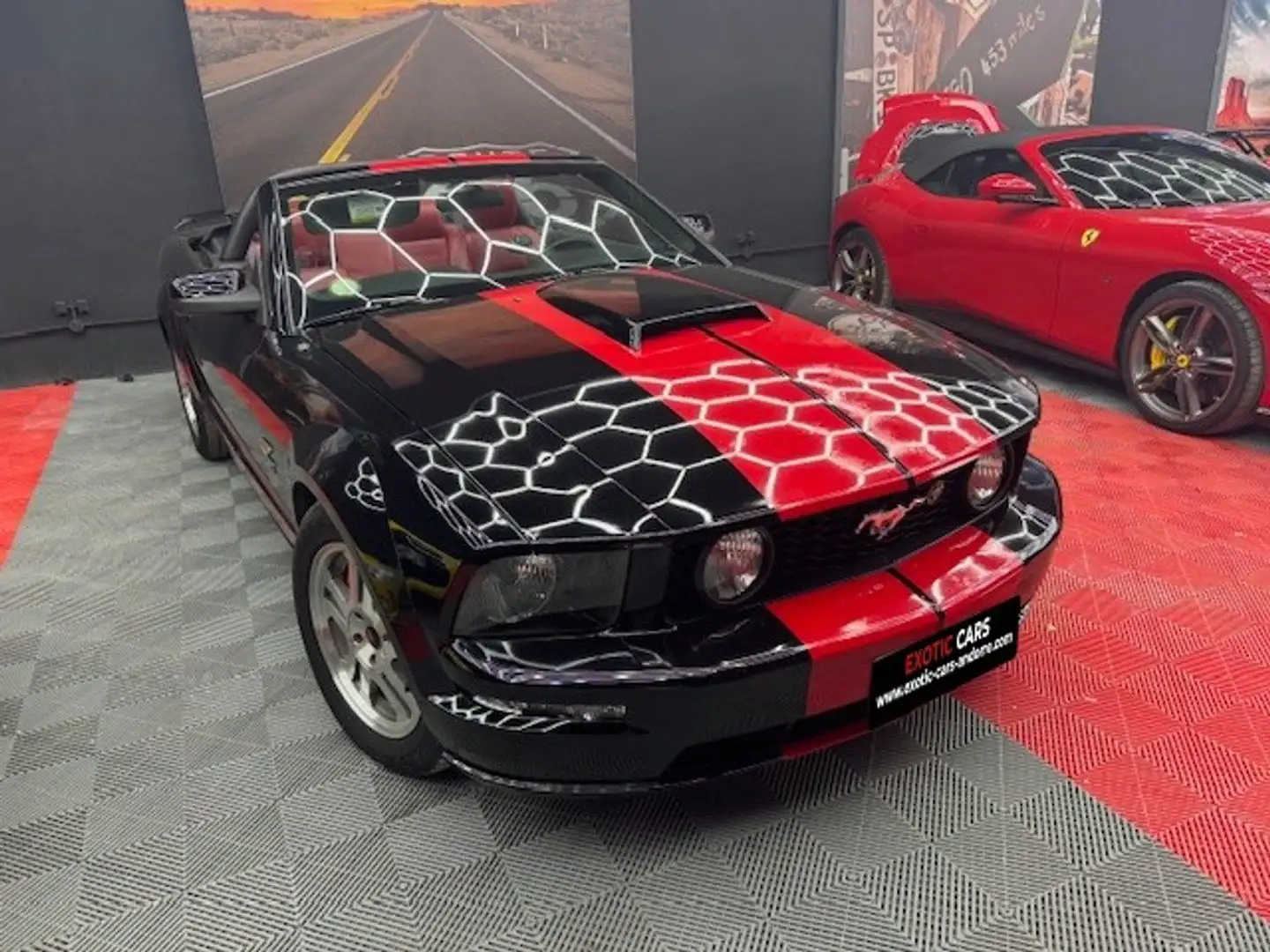 Ford Mustang V8 GT Cabriolet Noir - 2