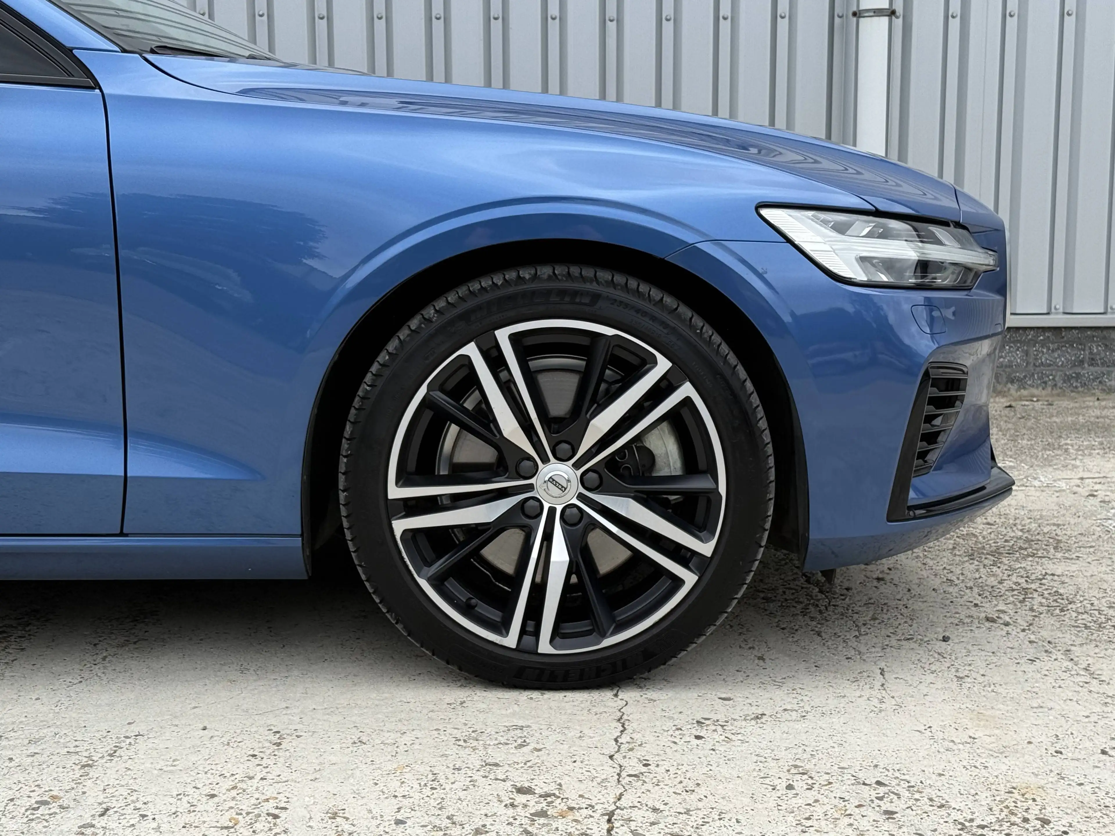 Volvo V60 V60 T6 R-Design AWD PHEV/Trekhaak/H&K/Carplay/360/Head/ACC/Keyless/ — photo 4