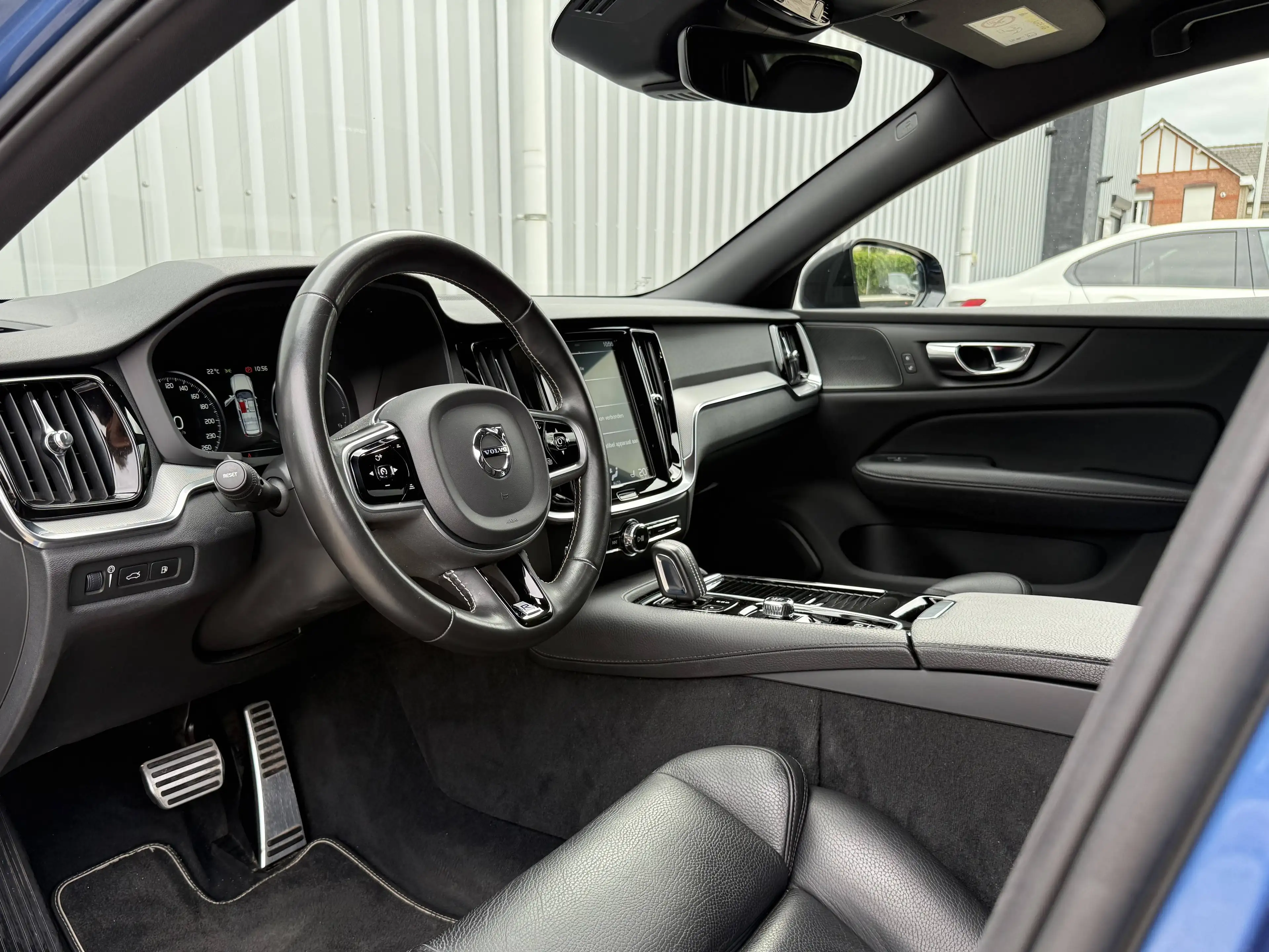 Volvo V60 V60 T6 R-Design AWD PHEV/Trekhaak/H&K/Carplay/360/Head/ACC/Keyless/ — photo 9