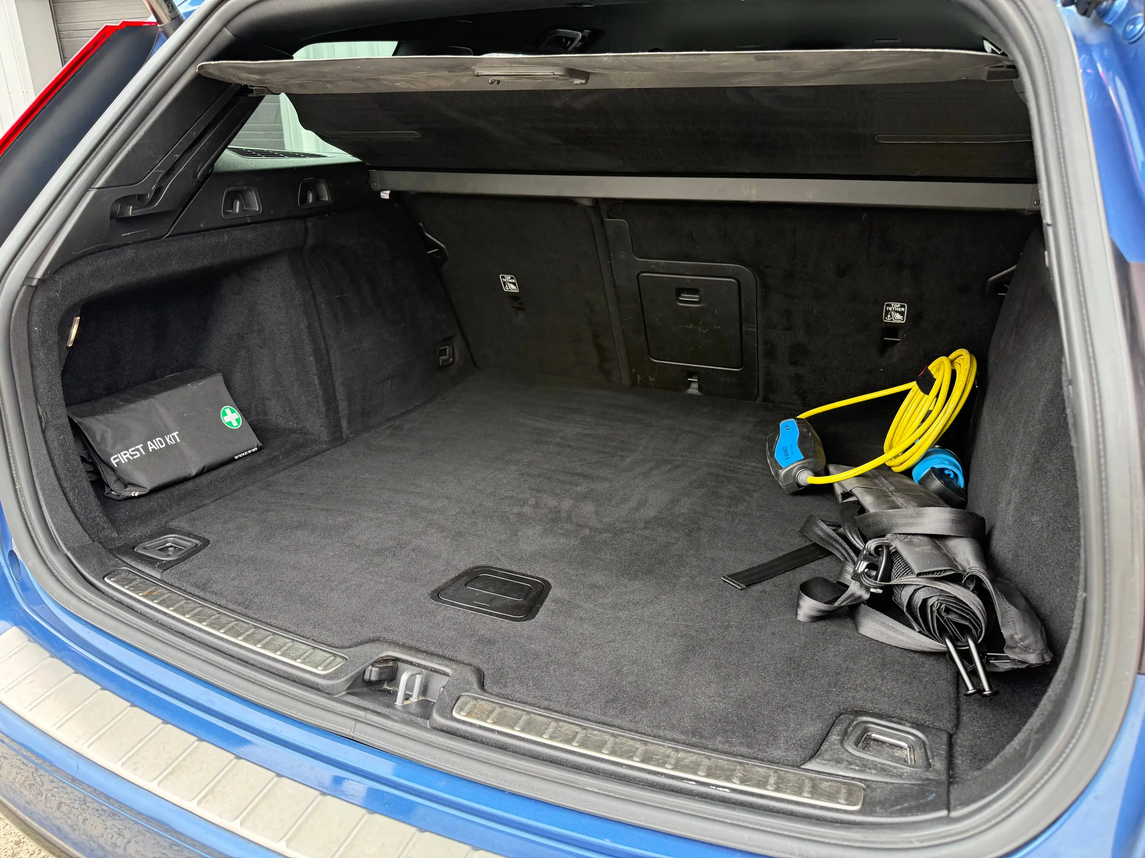 Volvo V60 V60 T6 R-Design AWD PHEV/Trekhaak/H&K/Carplay/360/Head/ACC/Keyless/ — photo 12