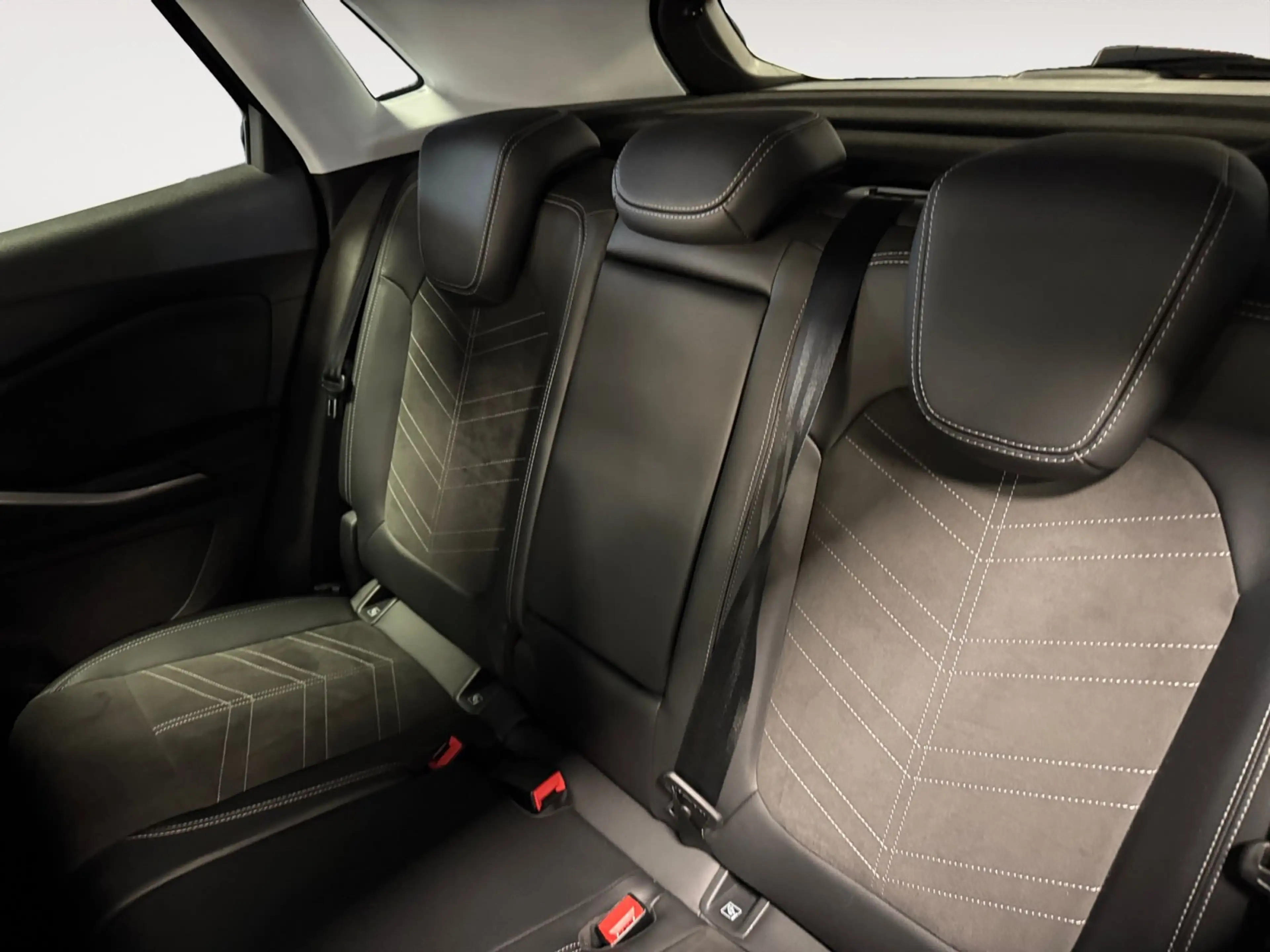 Opel Grandland 1.2 GS Line Navi, Allwetterreifen — photo 14