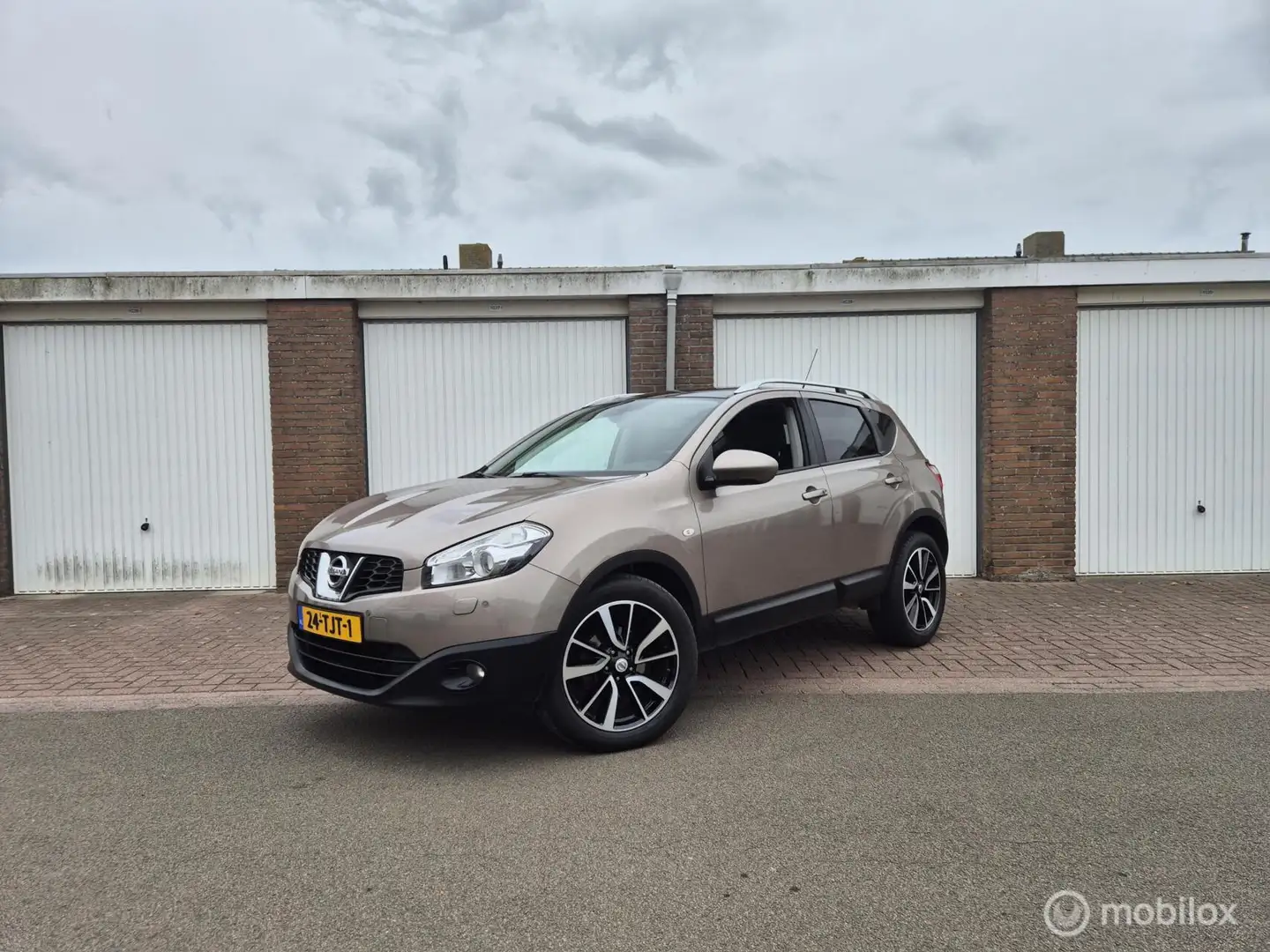 Nissan Qashqai 2.0 Tekna / Origineel Nederlands / Automaat / Acht Marrón - 1