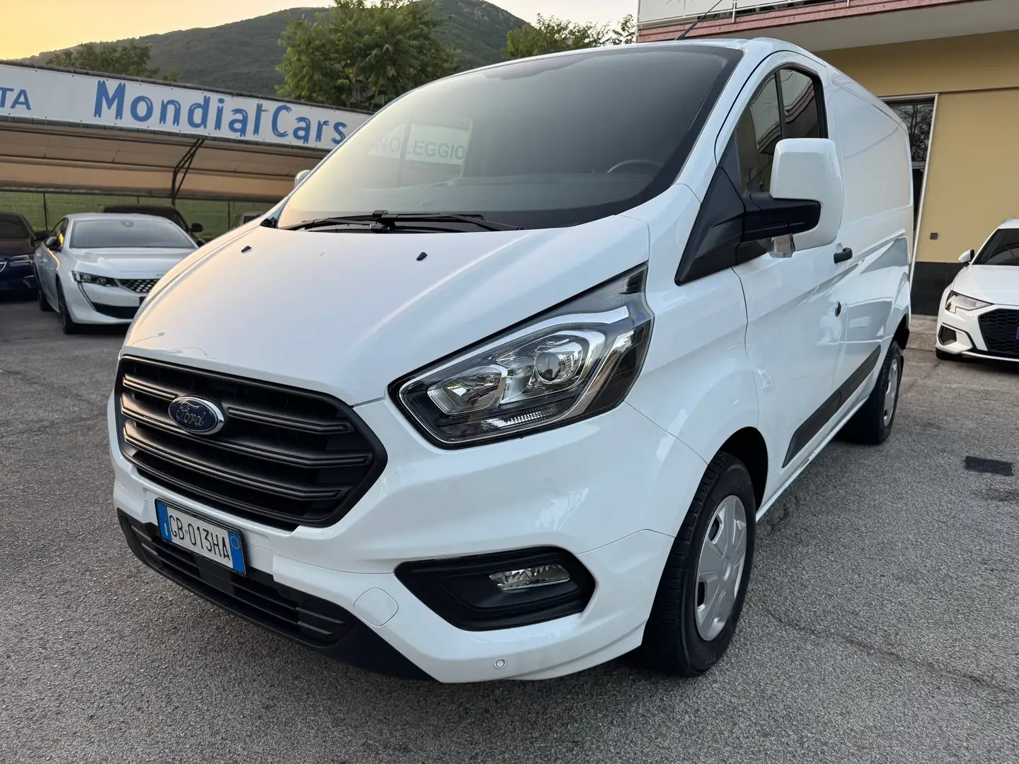 Ford Transit Custom 280 L1H1 TREND 2.0 TDCI 130 CV +IVA Bianco - 1