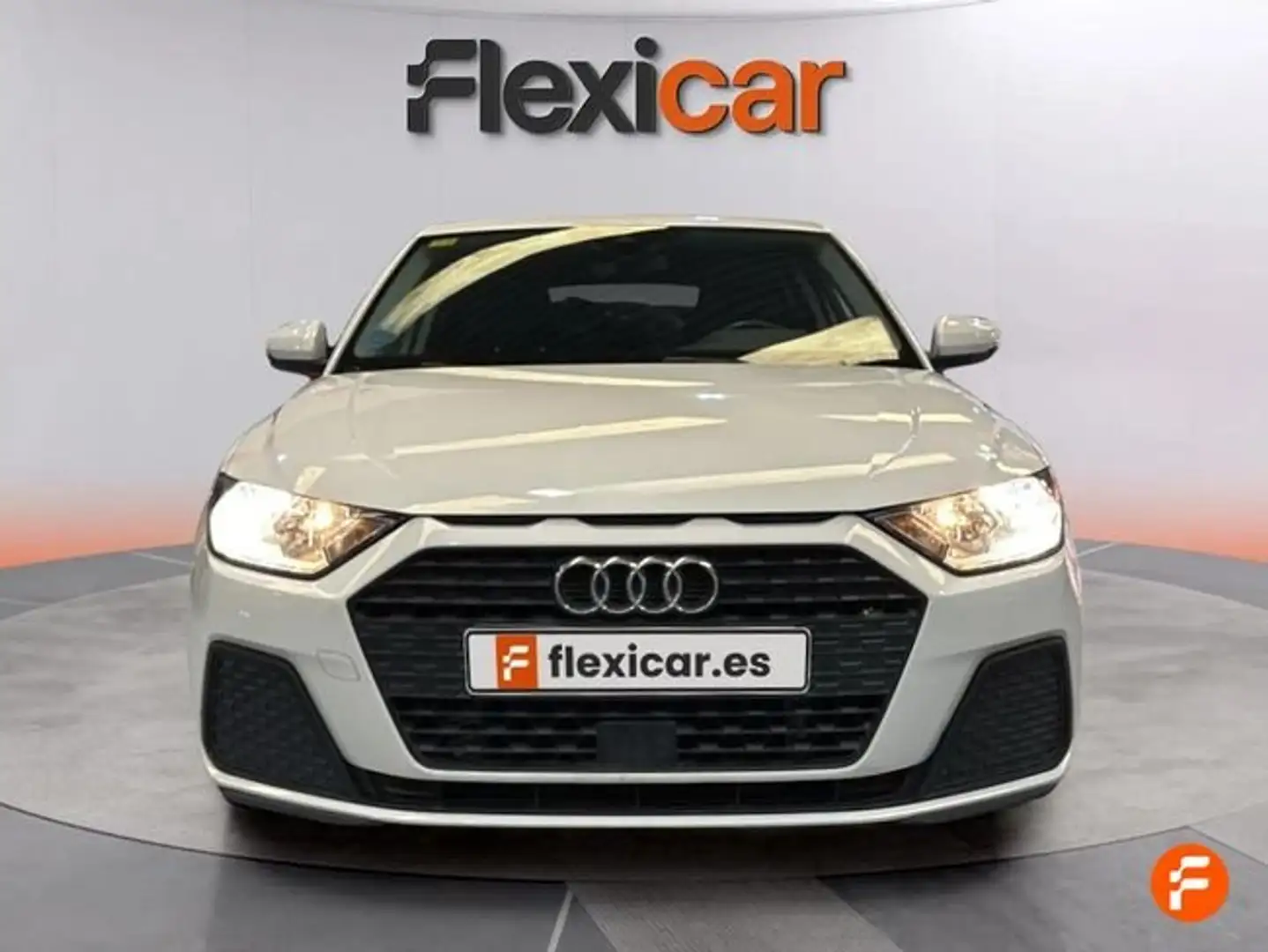 Audi A1 citycarver Black line 30 TFSI 85kW Weiß - 2