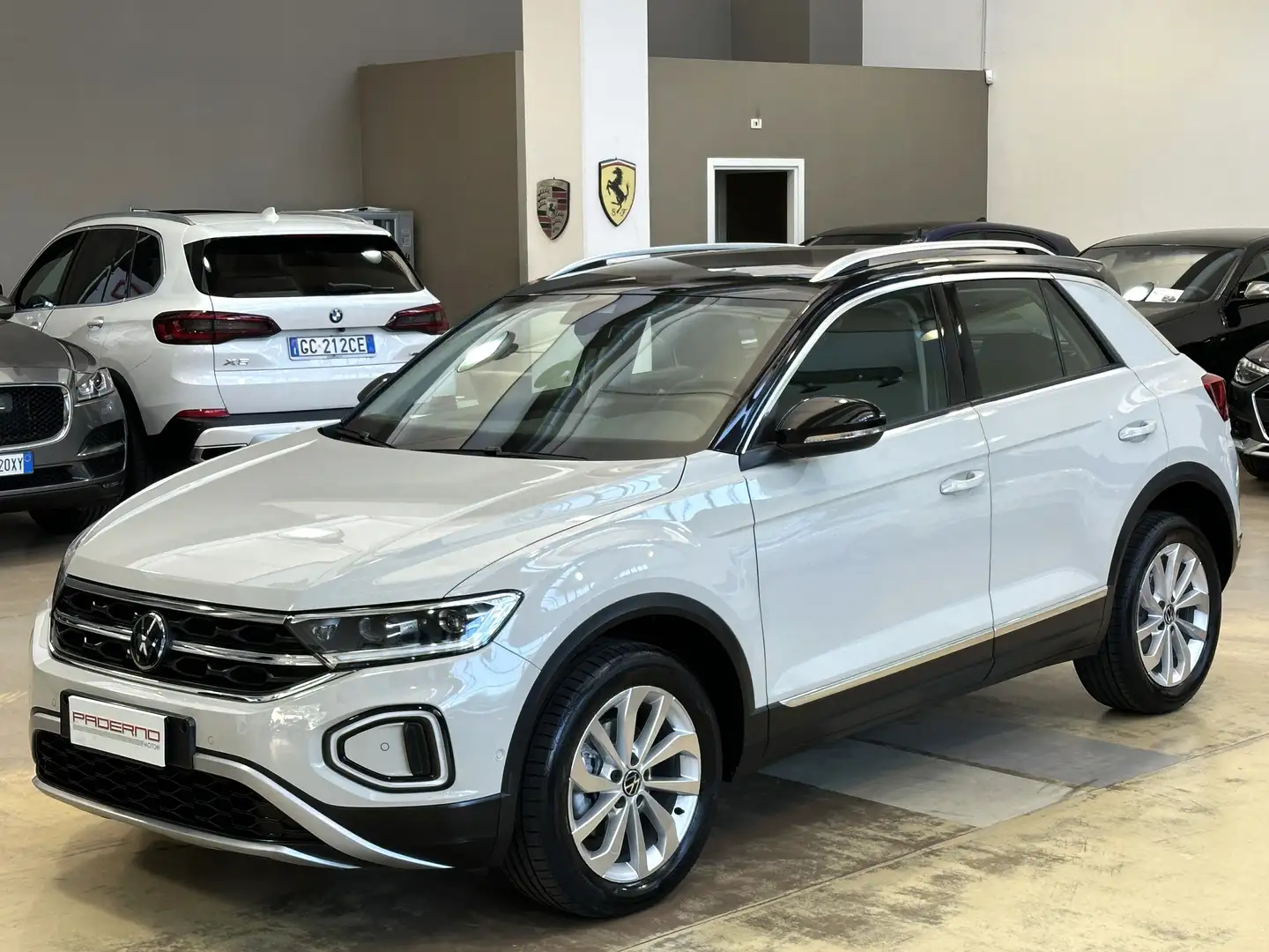 Volkswagen T-Roc 1.5 TSI Style DSG - IQ LED - 17" - Carplay Grigio - 1