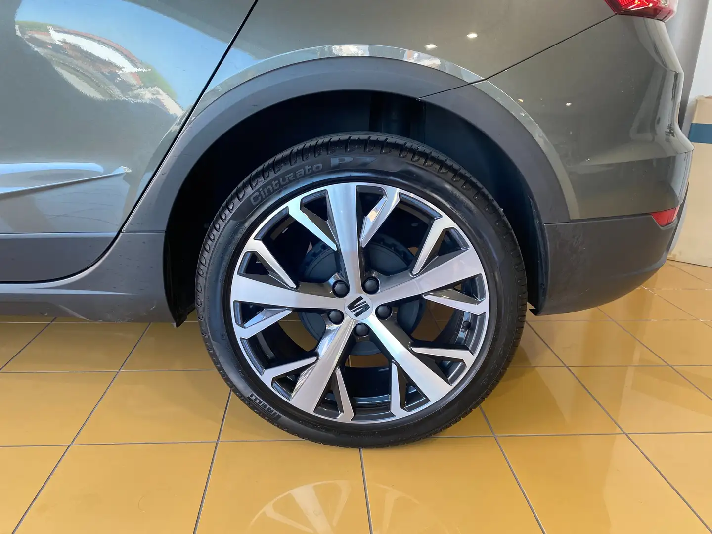 SEAT Arona 1.0 TGI XPERIENCE 90cv MY 2023 VIRTUAL COCKPIT Grigio - 2