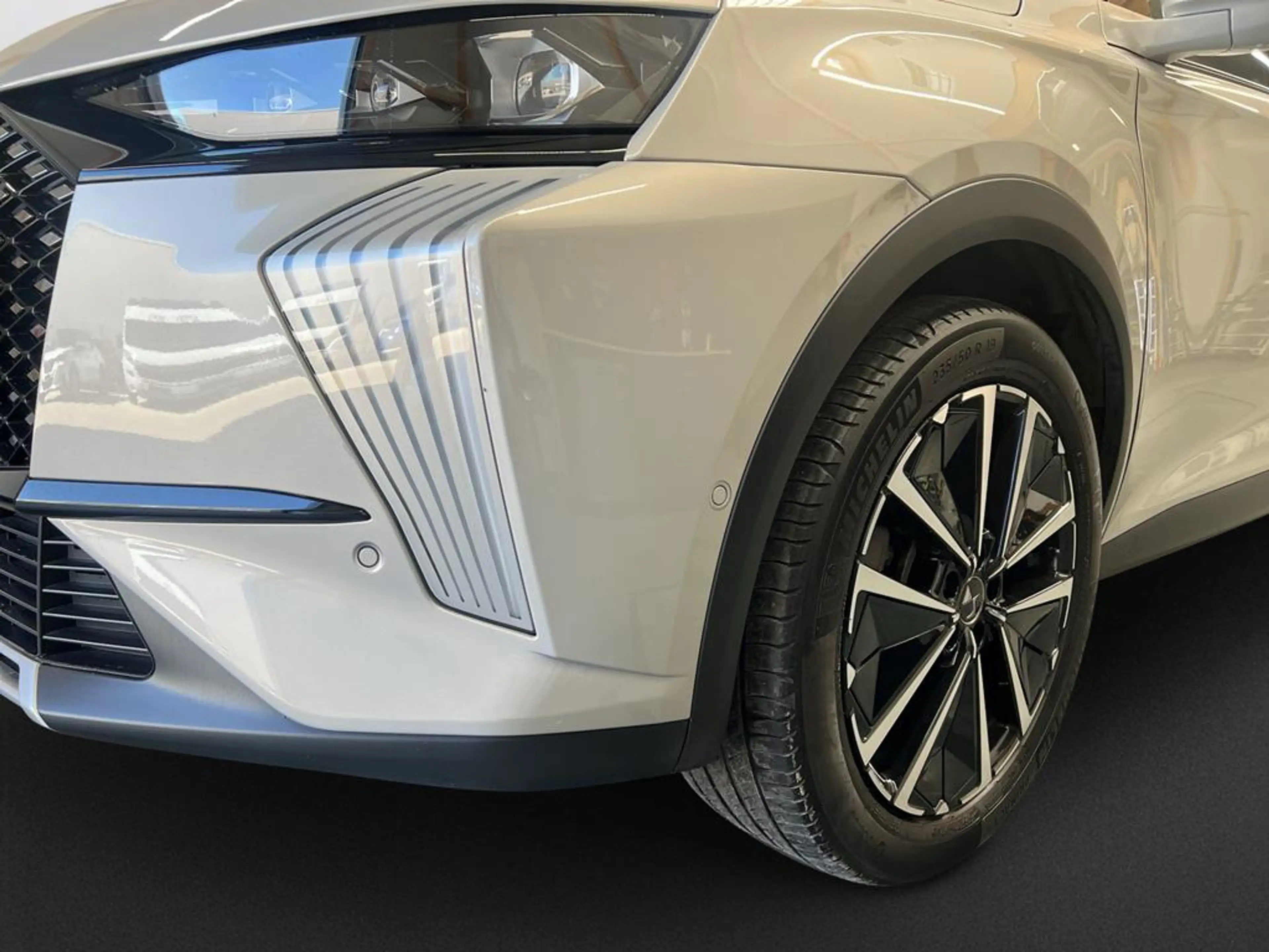 DS Automobiles DS 7 Opera Blu HDI 130 — photo 10