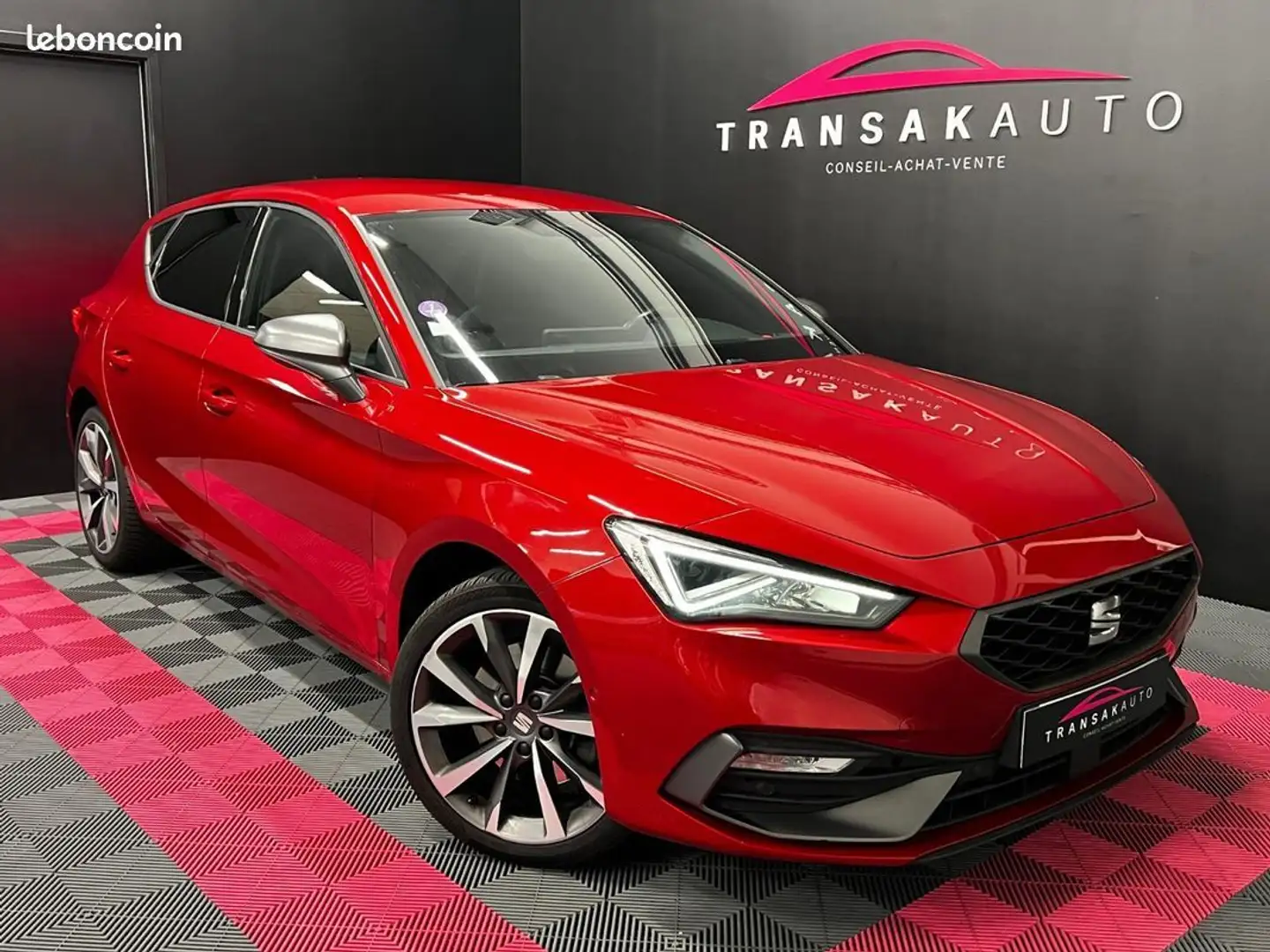 SEAT Leon e-Hybrid 204 ch DSG6 FR Rouge - 1
