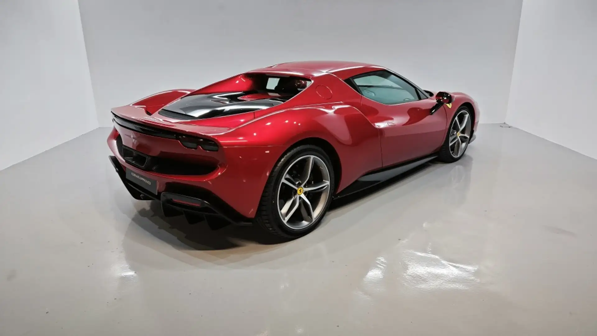 Ferrari 296 GTB Paars - 2