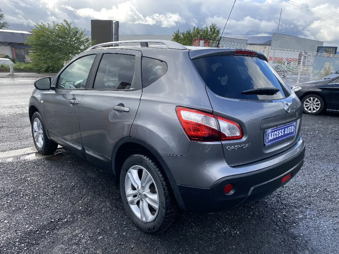 Nissan Qashqai 1.6 dCi 130 FAP Stop/Start Tekna - 2