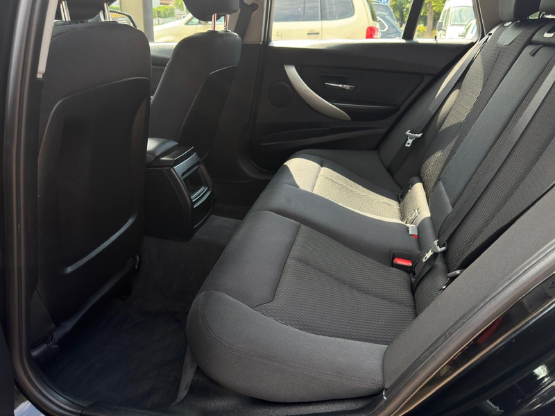 BMW 318 d Navi Multifunktion Xenon LED Tempomat — photo 14