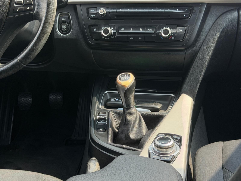 BMW 318 d Navi Multifunktion Xenon LED Tempomat — photo 12