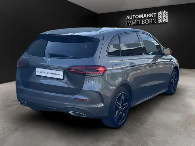 Mercedes-Benz B-Class view 5