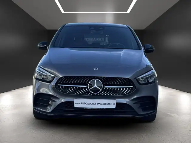 Mercedes-Benz B-Class view 7