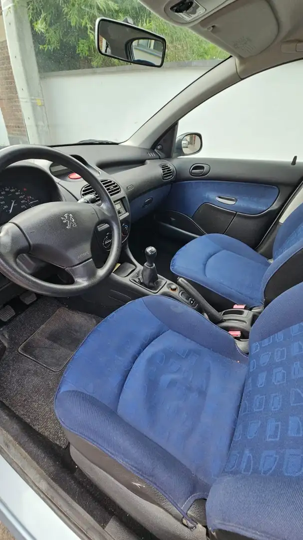 Peugeot 206 1.1i XR - 2