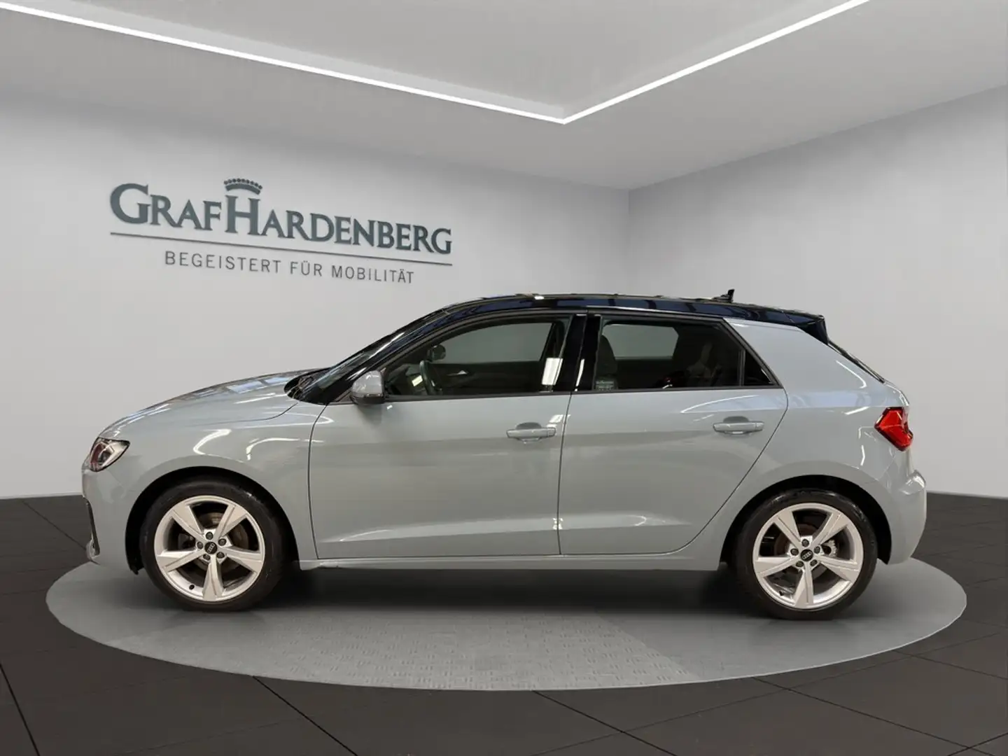 Audi A1 Sportback 35 TFSI S tronic advanced S line Grau - 2