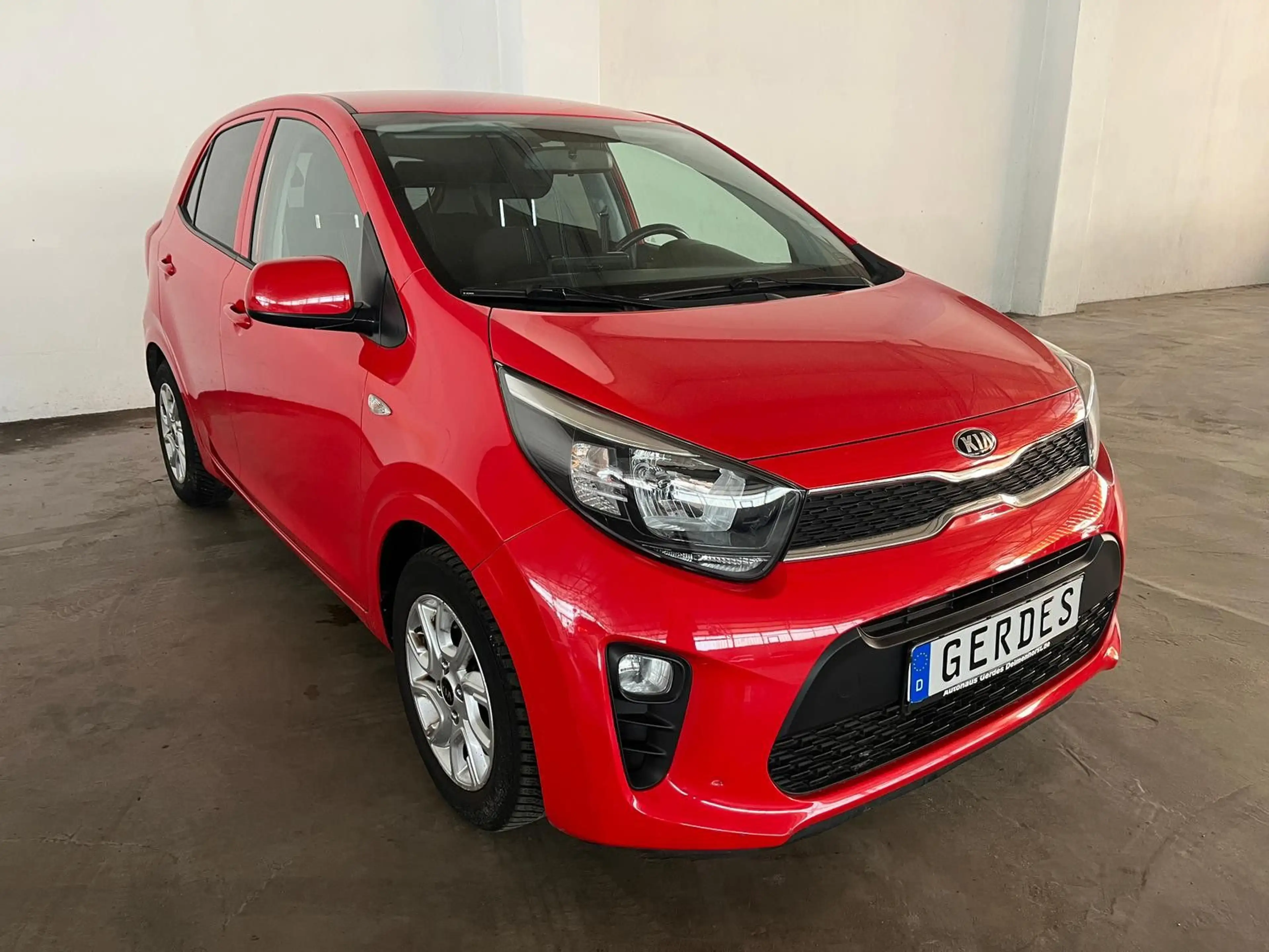 Kia Picanto 1.0 Dream Team — photo 6