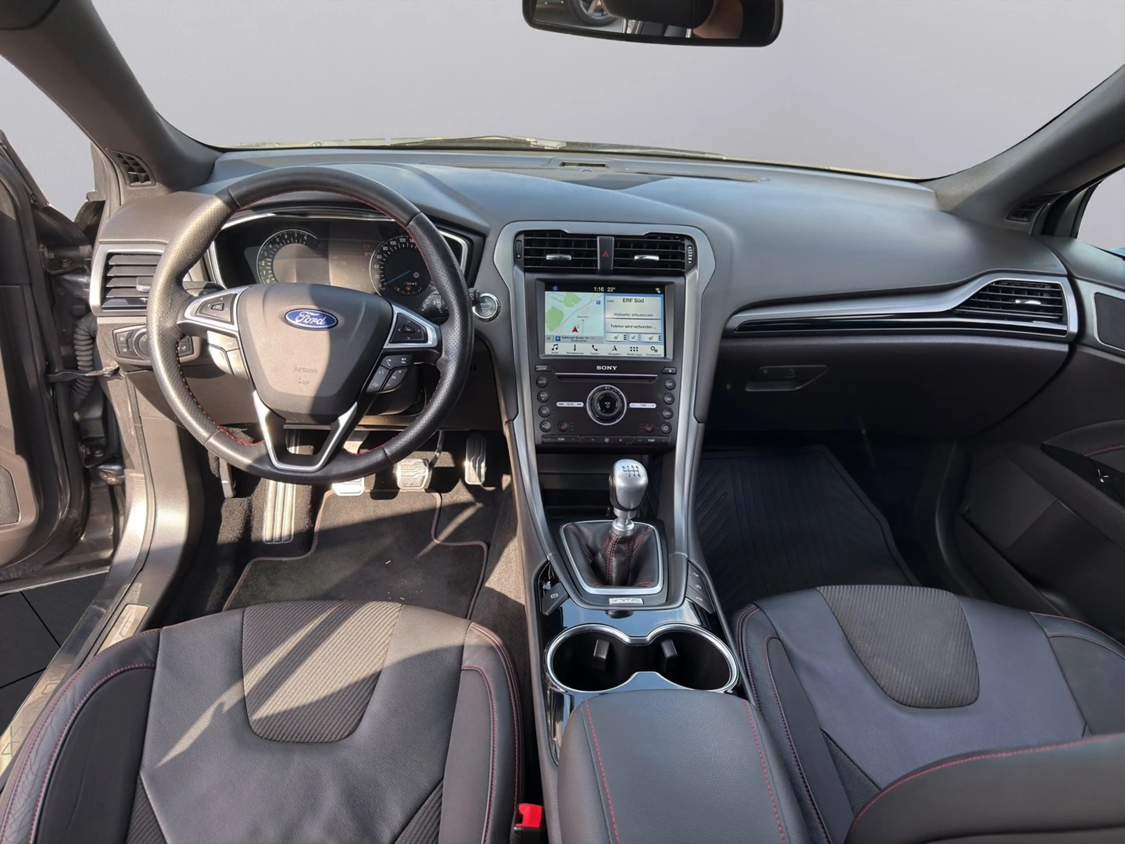 Ford Mondeo Lim. ST-Line — photo 10