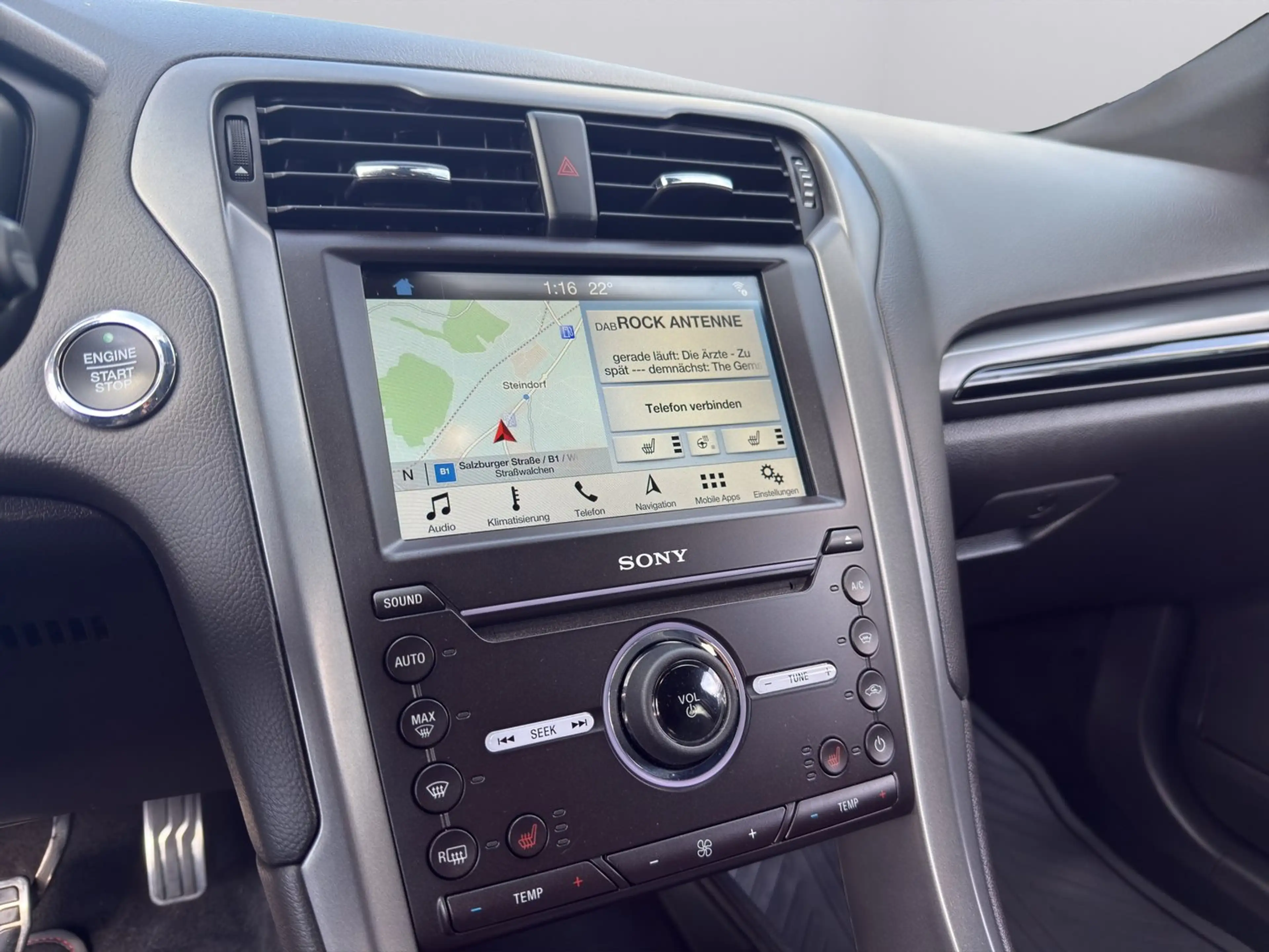 Ford Mondeo Lim. ST-Line — photo 13