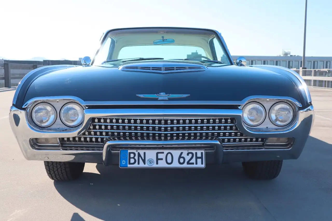 Ford Thunderbird, foto 3
