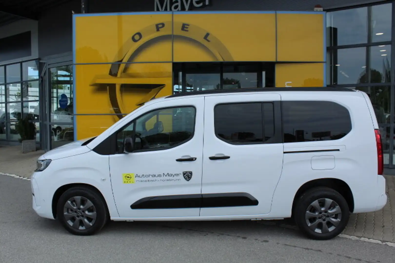Opel Combo Life 1.5 Diesel XL GS Weiß - 2