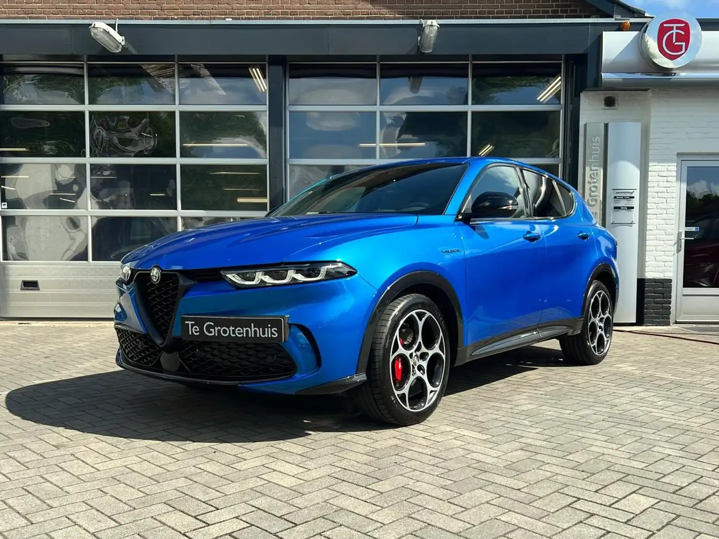 Alfa Romeo Tonale 1.5T Hybrid Veloce Azul - 1