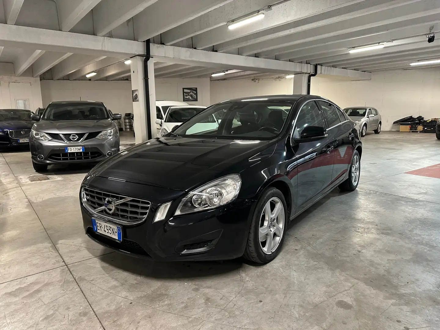 Volvo S60 S60 2.0 d4 ved (d3) Summum geartronic Siyah - 1