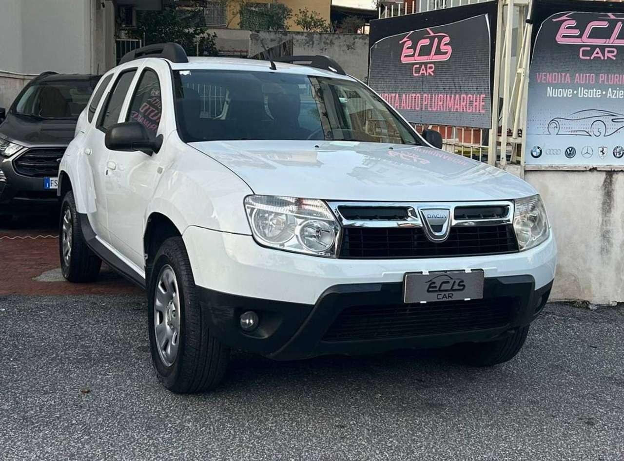 Dacia Duster 1.5 dci GANCIO TRAINO neopatentati