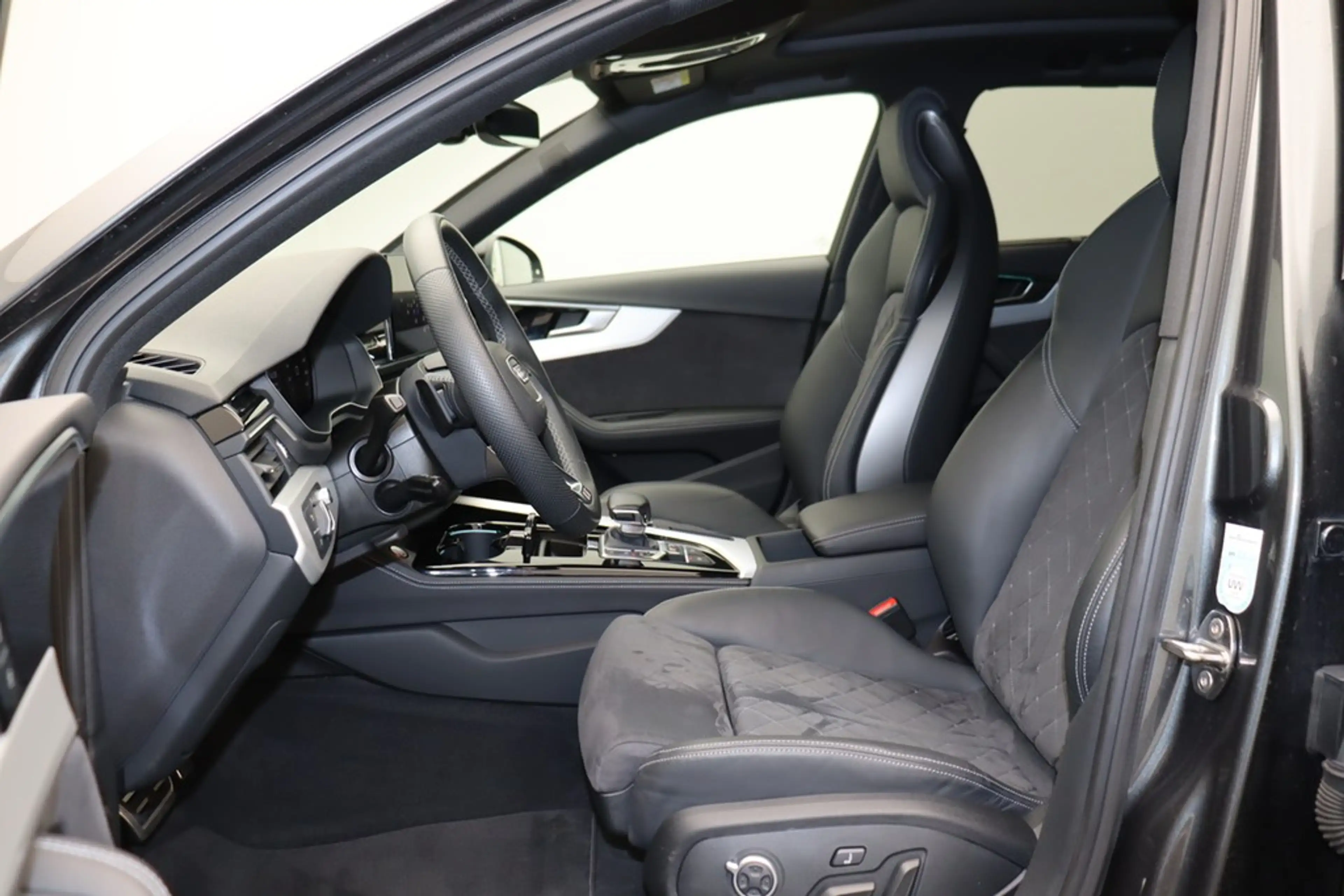 Audi S4 Avant 3.0 TDI quattro . Matrix Navi HuD AHK — photo 9