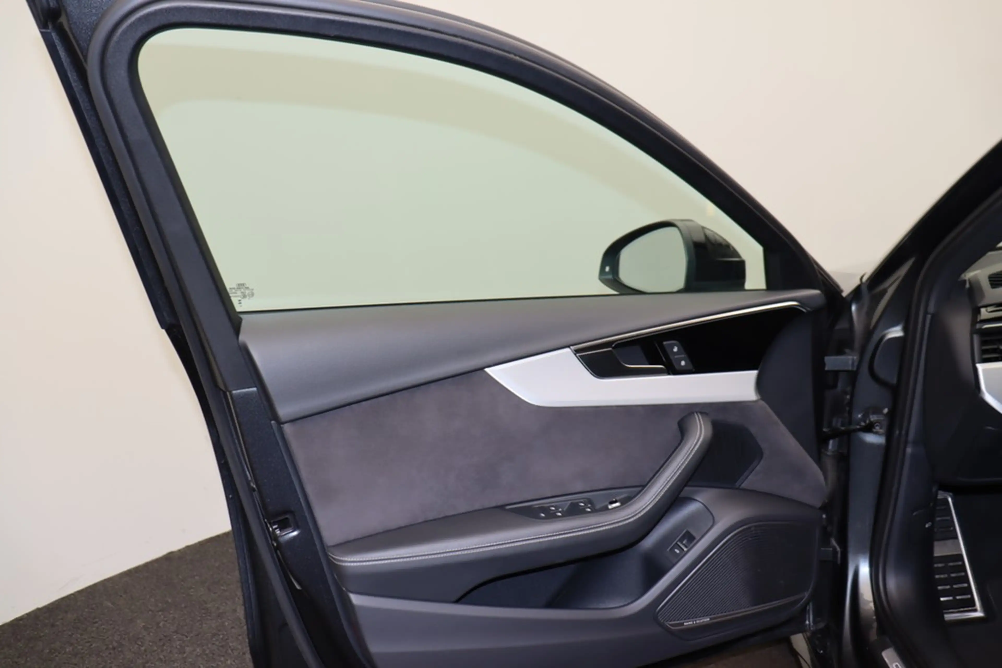 Audi S4 Avant 3.0 TDI quattro . Matrix Navi HuD AHK — photo 7
