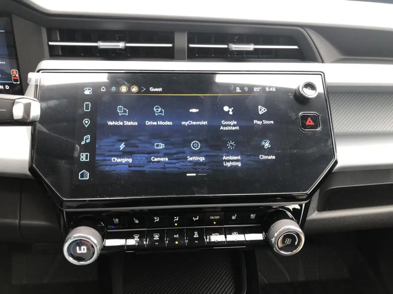 Chevrolet Bolt photo Chevrolet Bolt