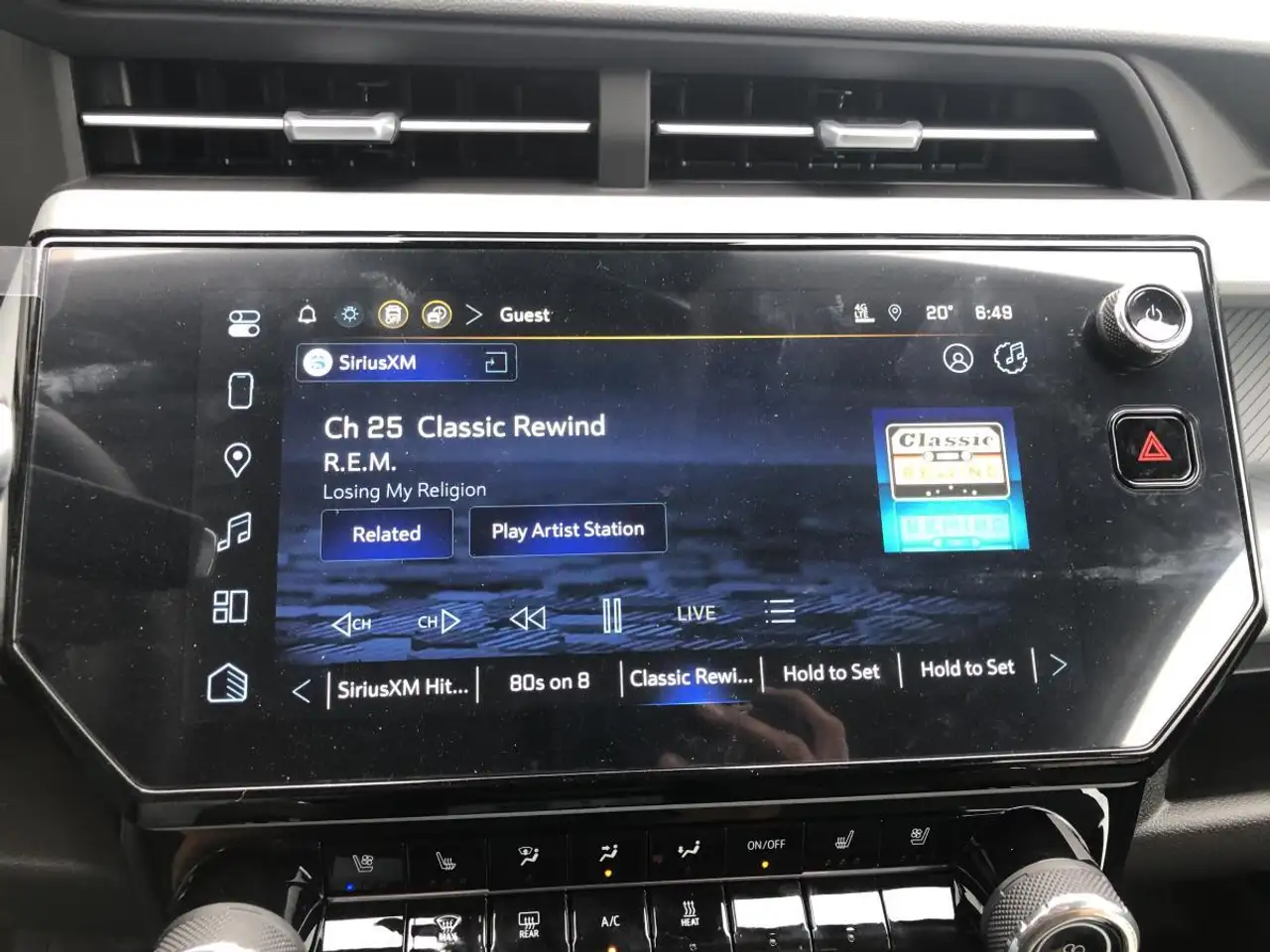 Chevrolet Bolt photo Chevrolet Bolt