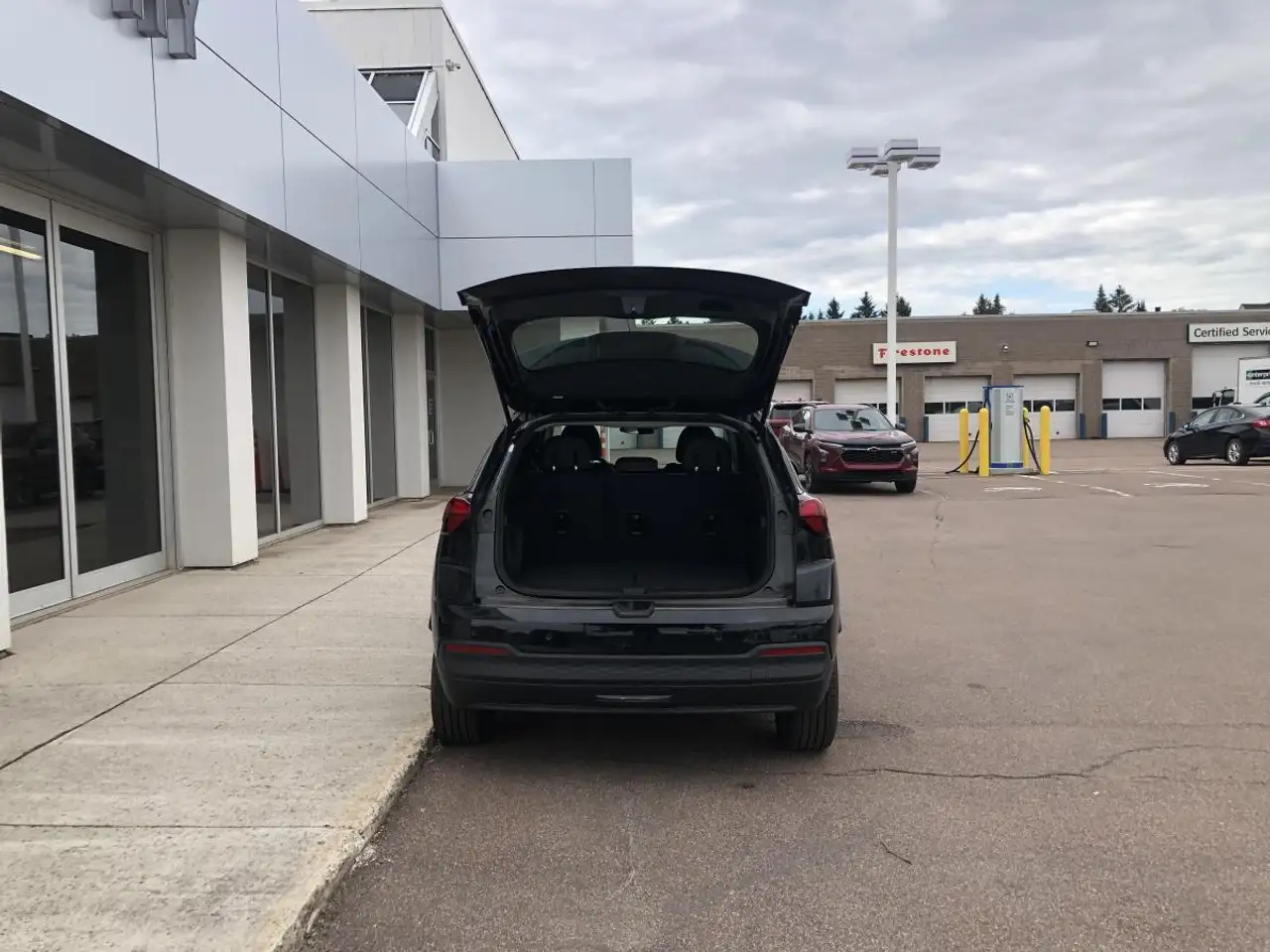 Chevrolet Bolt photo Chevrolet Bolt