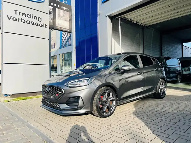 Ford Fiesta VERKOCHT - SOLD - VENDU
