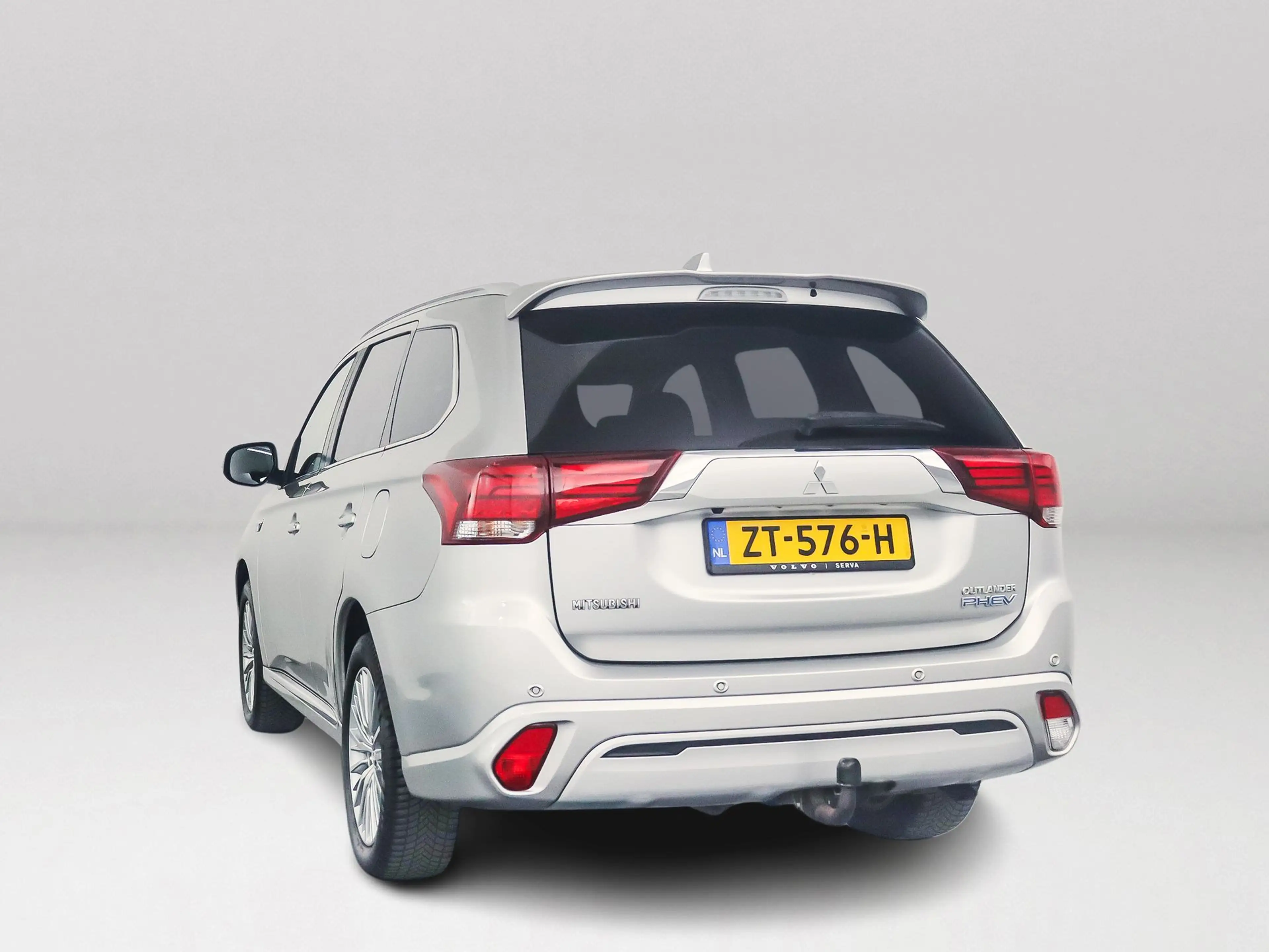 Mitsubishi Outlander 2.4 PHEV Intense+ | Panoramadak | Parkeercamera | — photo 10
