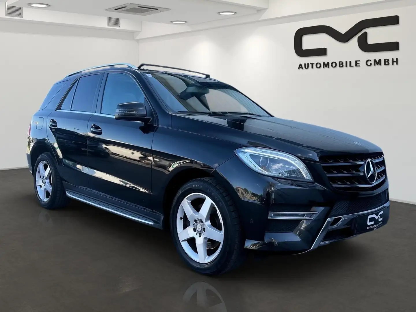 Mercedes-Benz ML 250 BlueTEC 4MATIC Off-Roader/Pano/KeylessGO/Memory/SH Schwarz - 2