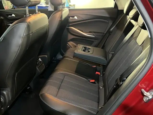 Opel Grandland X view 15