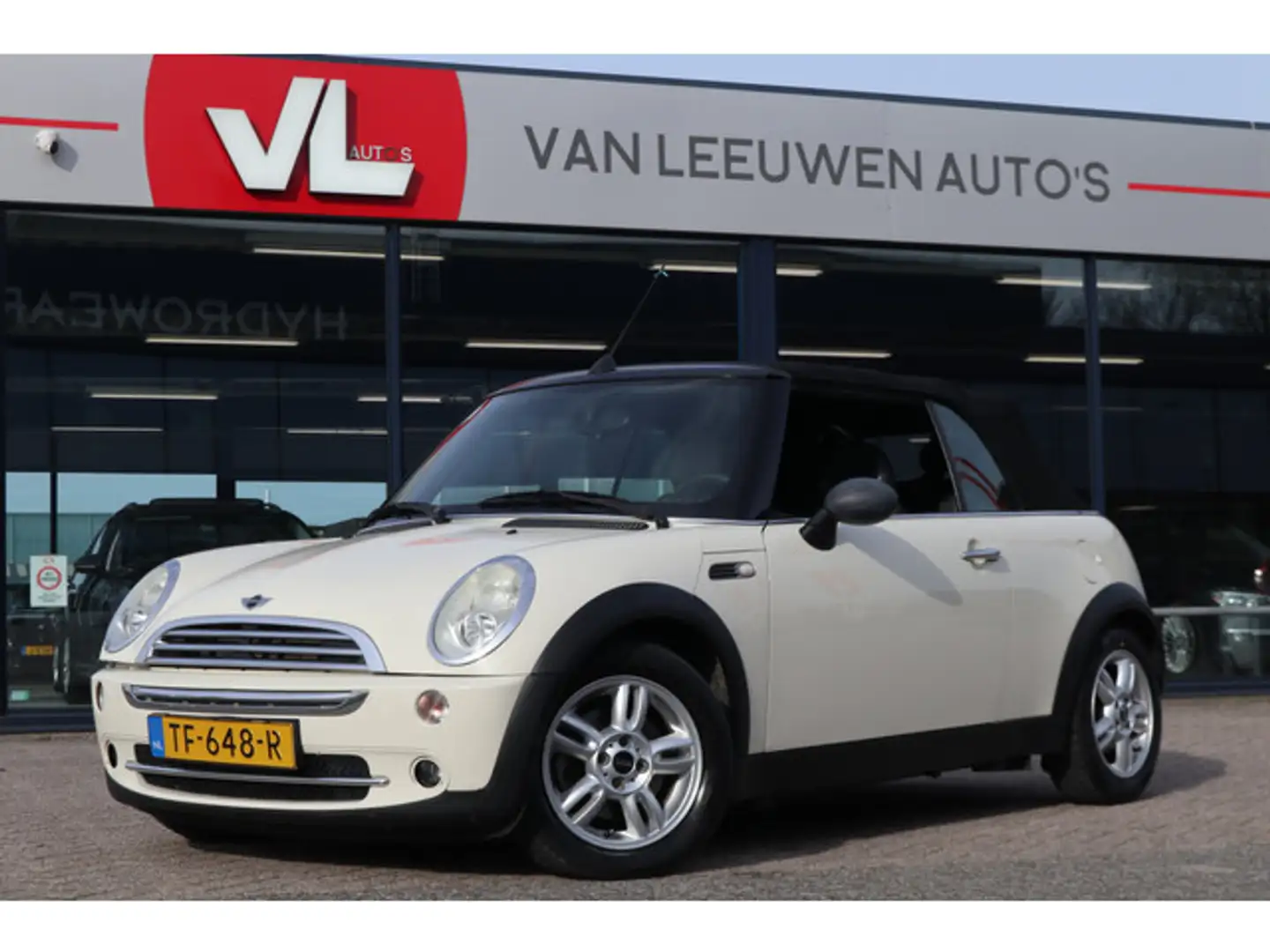 MINI One Cabrio Mini Cabrio 1.6 Pepper | Lees Tekst | Zo Mee | Rea Blanc - 2