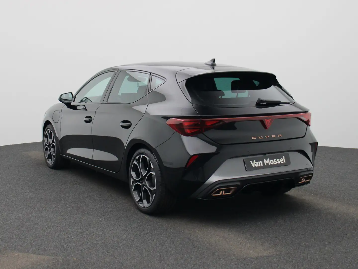 CUPRA Leon 1.5 TSI e-Hybrid Business | CAMERA | SFEERVERLICHT Zwart - 2