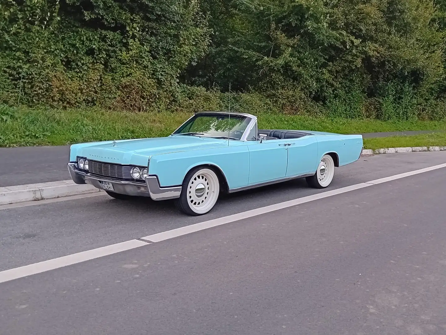 Ford Ford Lincoln Continental Mavi - 1