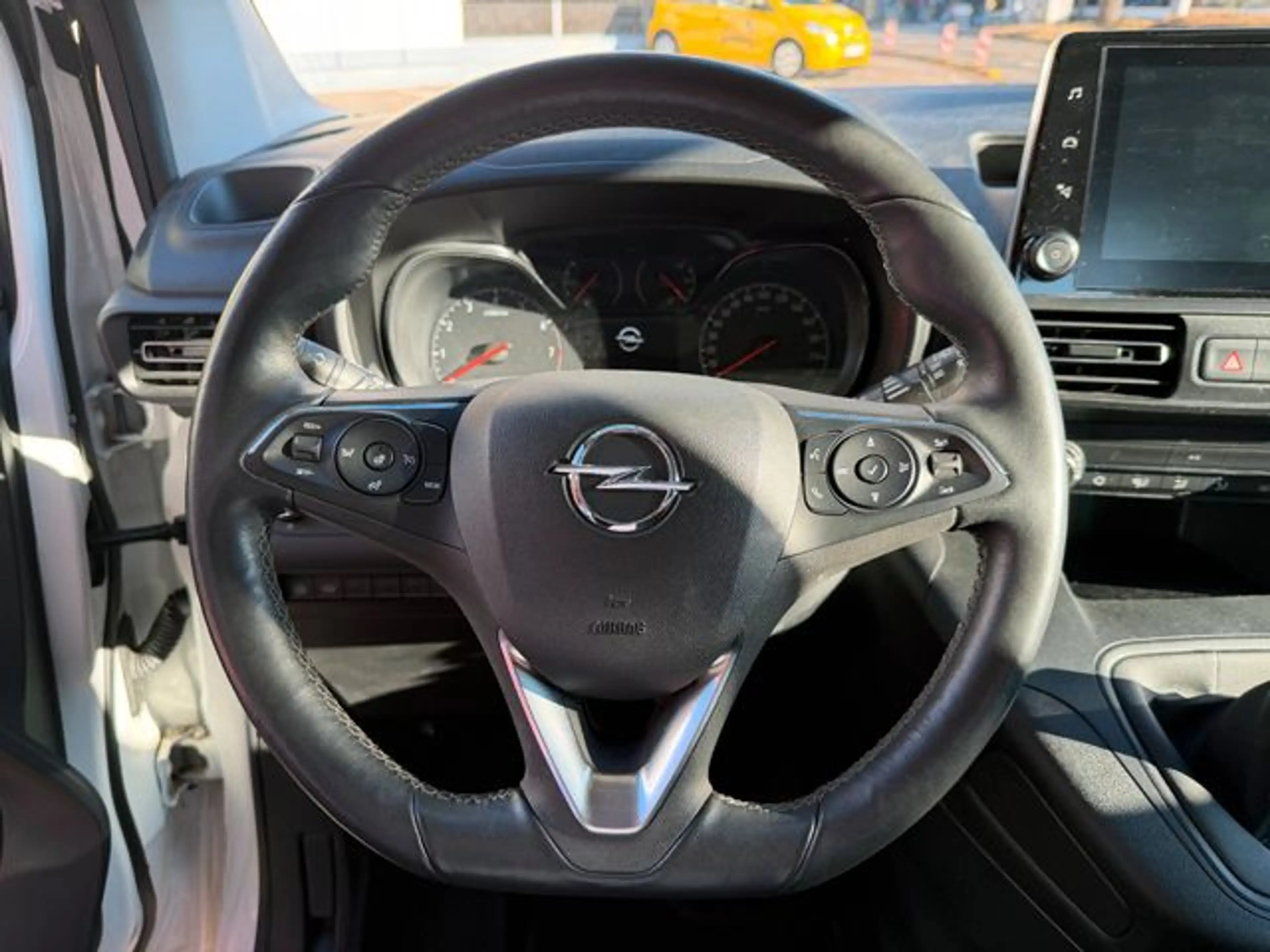 Opel Combo Life 1.5D Edition SHZ/RFK/PDC/Tempo — photo 7