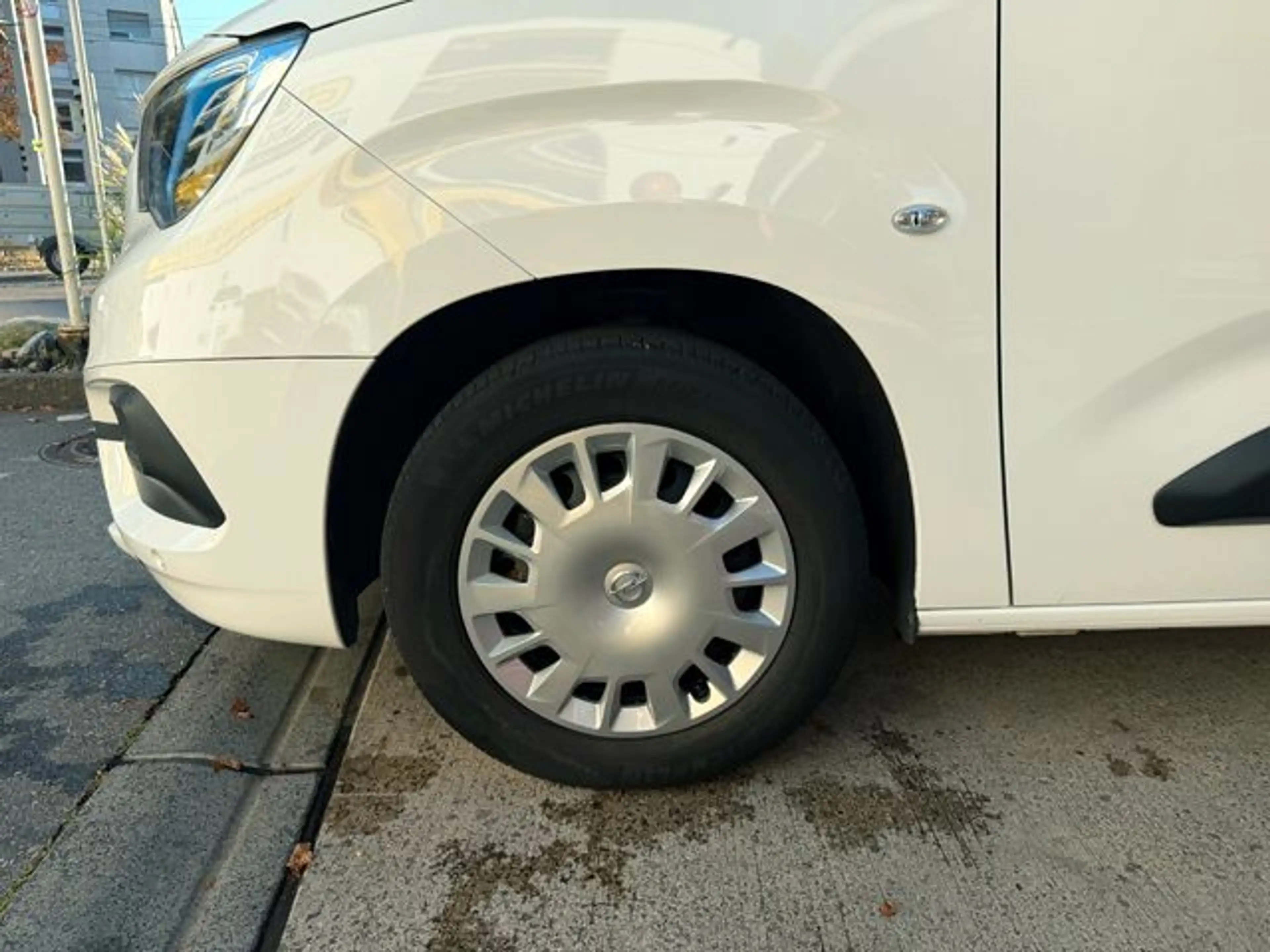 Opel Combo Life 1.5D Edition SHZ/RFK/PDC/Tempo — photo 13