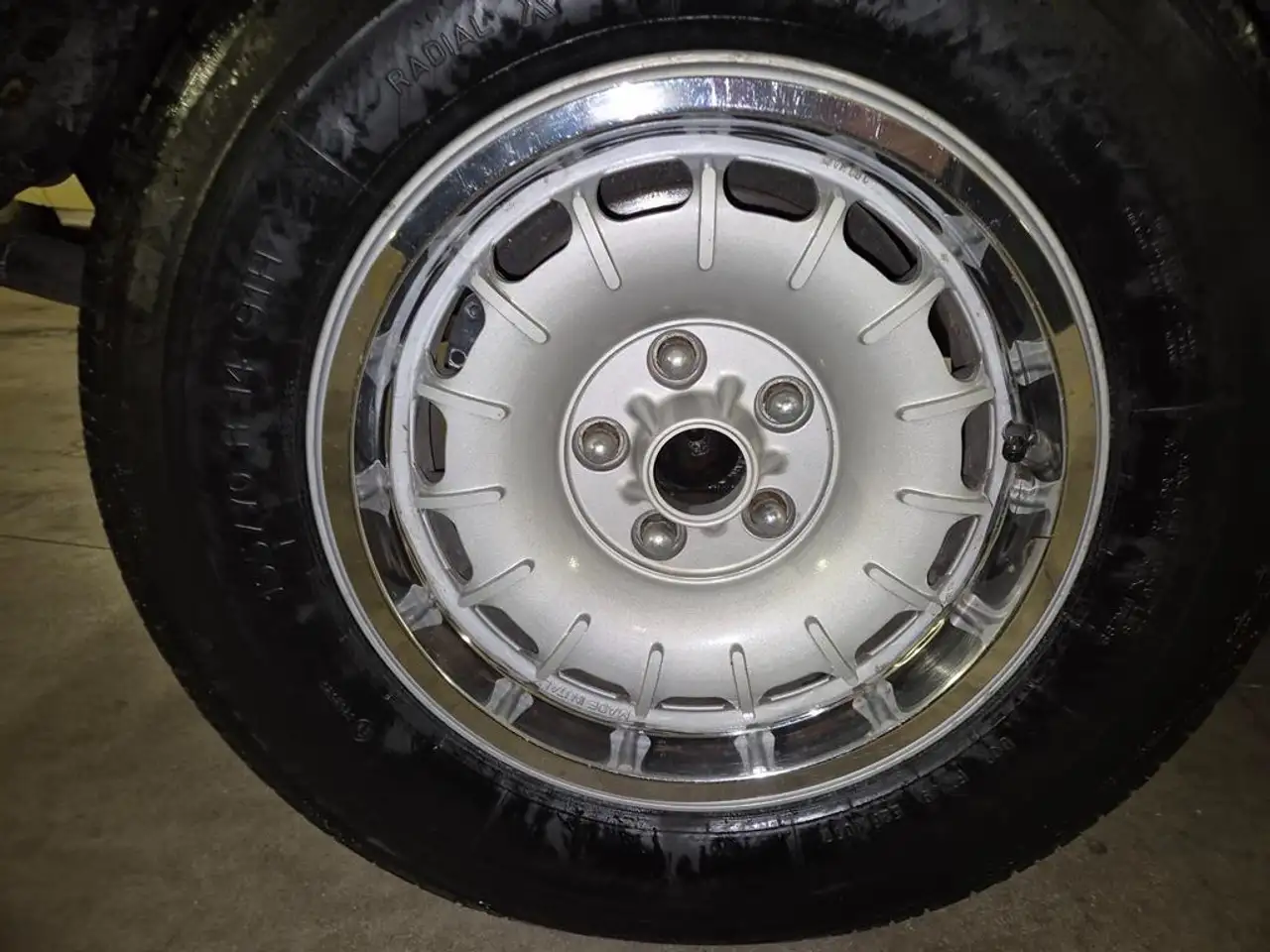 Volvo 240 2.0 GLE, foto 11