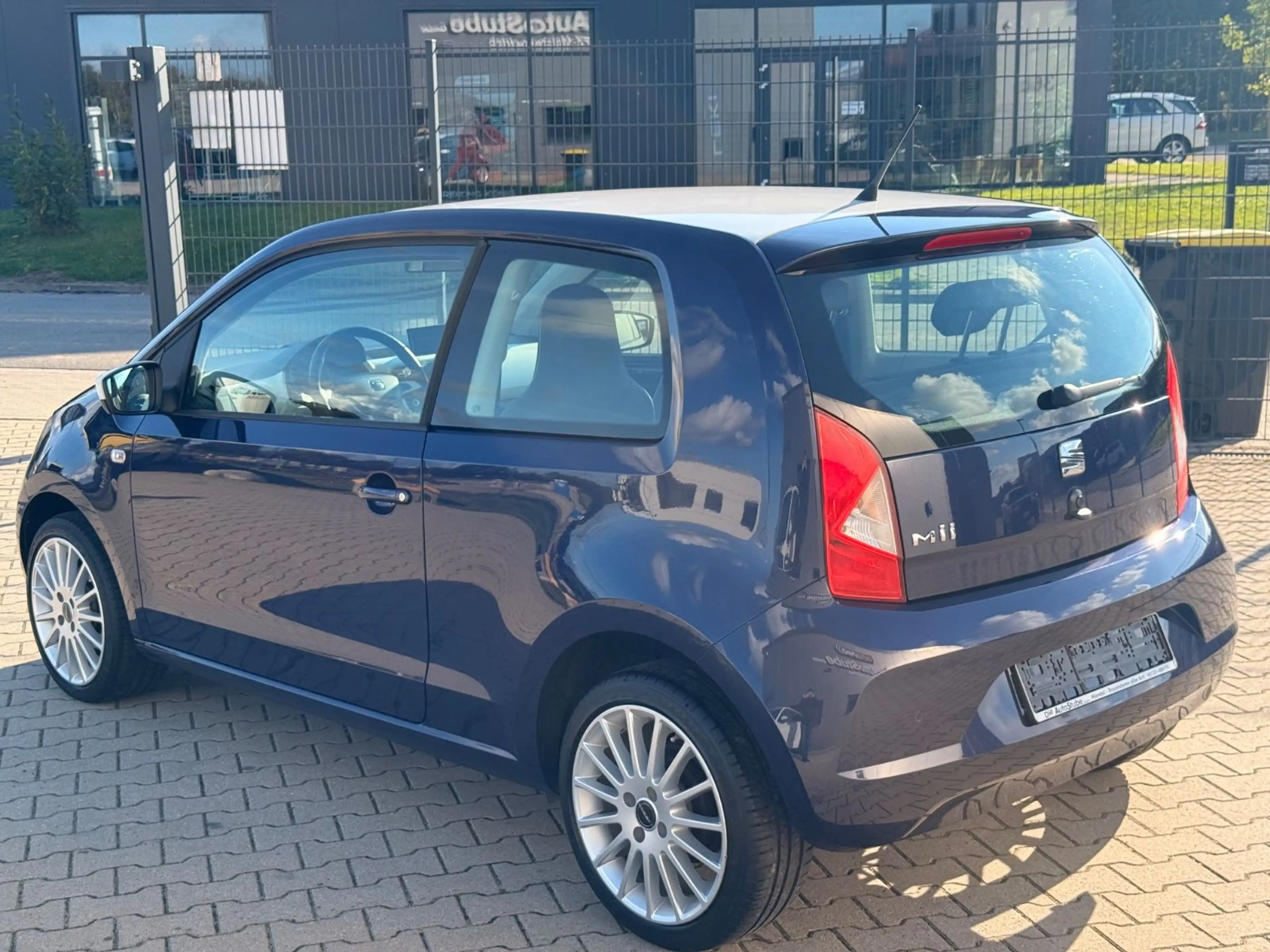 SEAT Mii Chic 1,0/2.Hd/Navi/Alcantara/Klima/PDC/ — photo 6