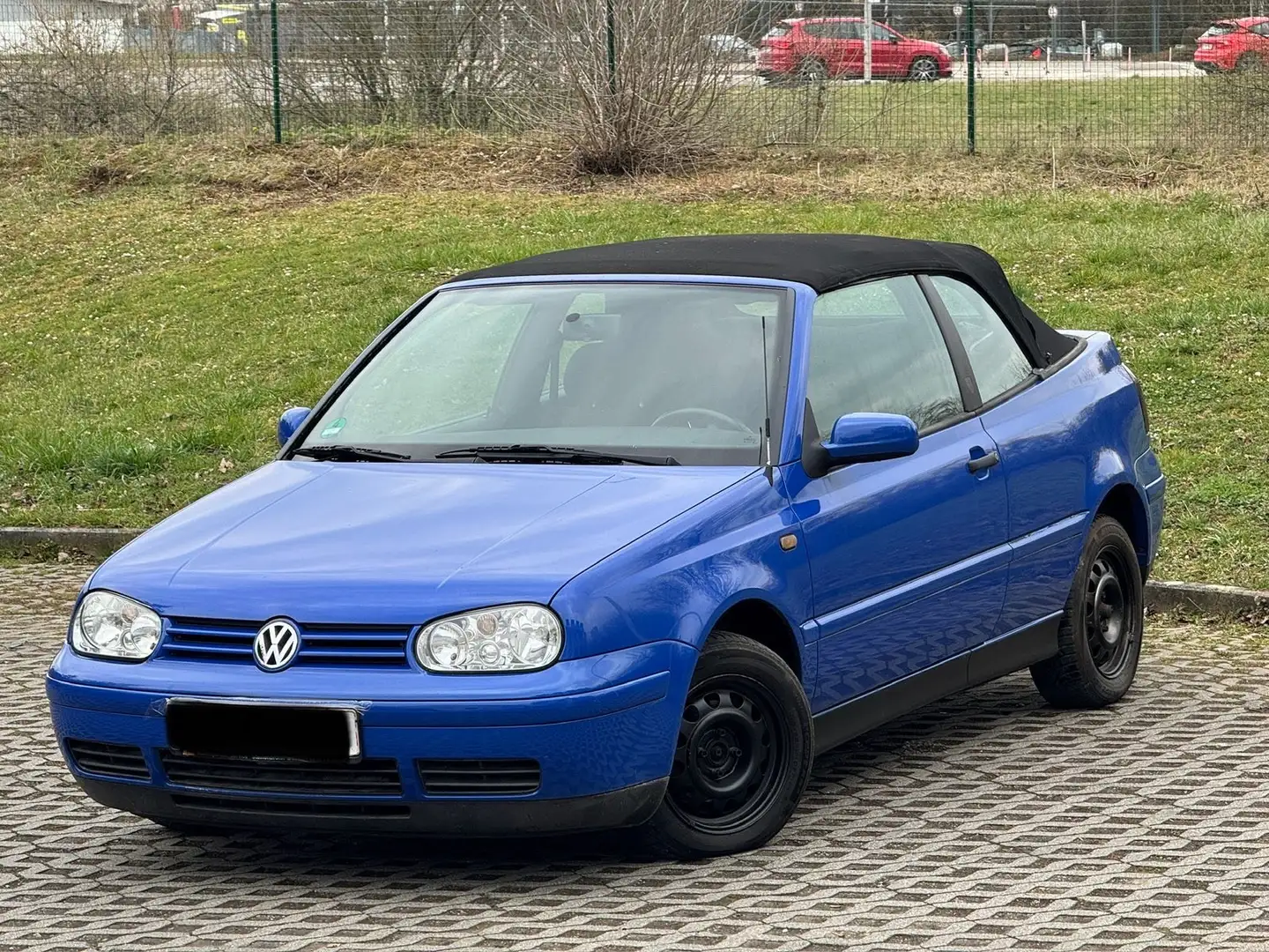 Volkswagen Golf Cabriolet Cabrio 1.6 guter Zustand 1Hand Tüv Kupplung Neu Albastru - 1