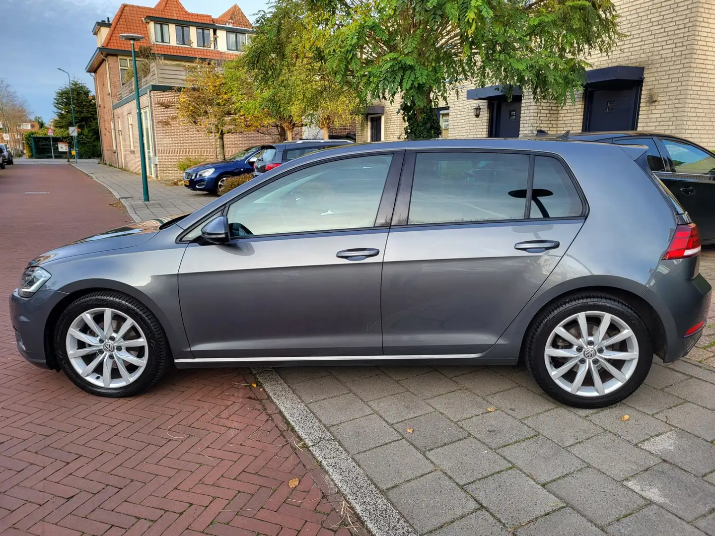 Volkswagen Golf 1.5 TSI Highline adapive cruise controle navi Gris - 2