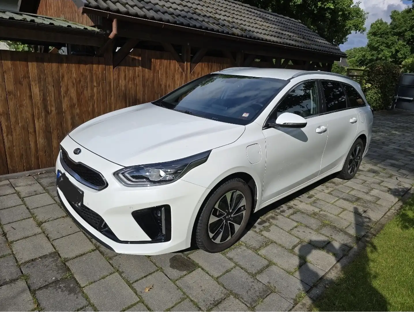 Kia Ceed SW / cee'd SW Spirit mit Parkass., 4x SHZ, Navi-Paket, Memory Alb - 1