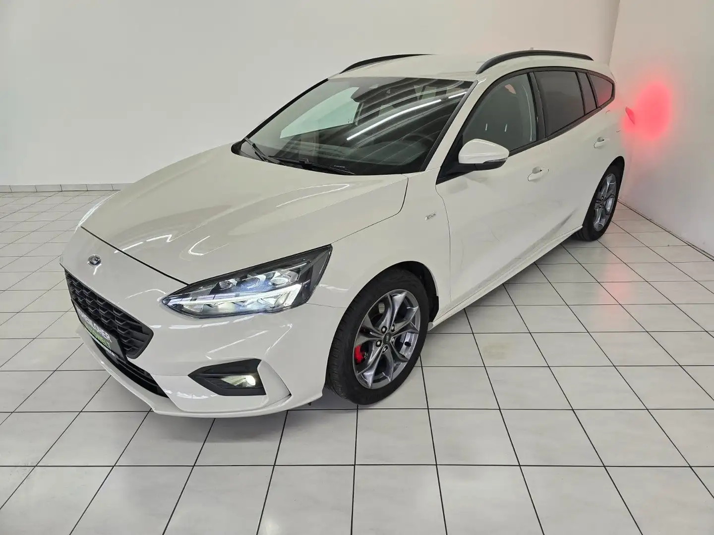 Ford Focus Turnier ST-Line X *LED* *Hagelschaden* Weiß - 2